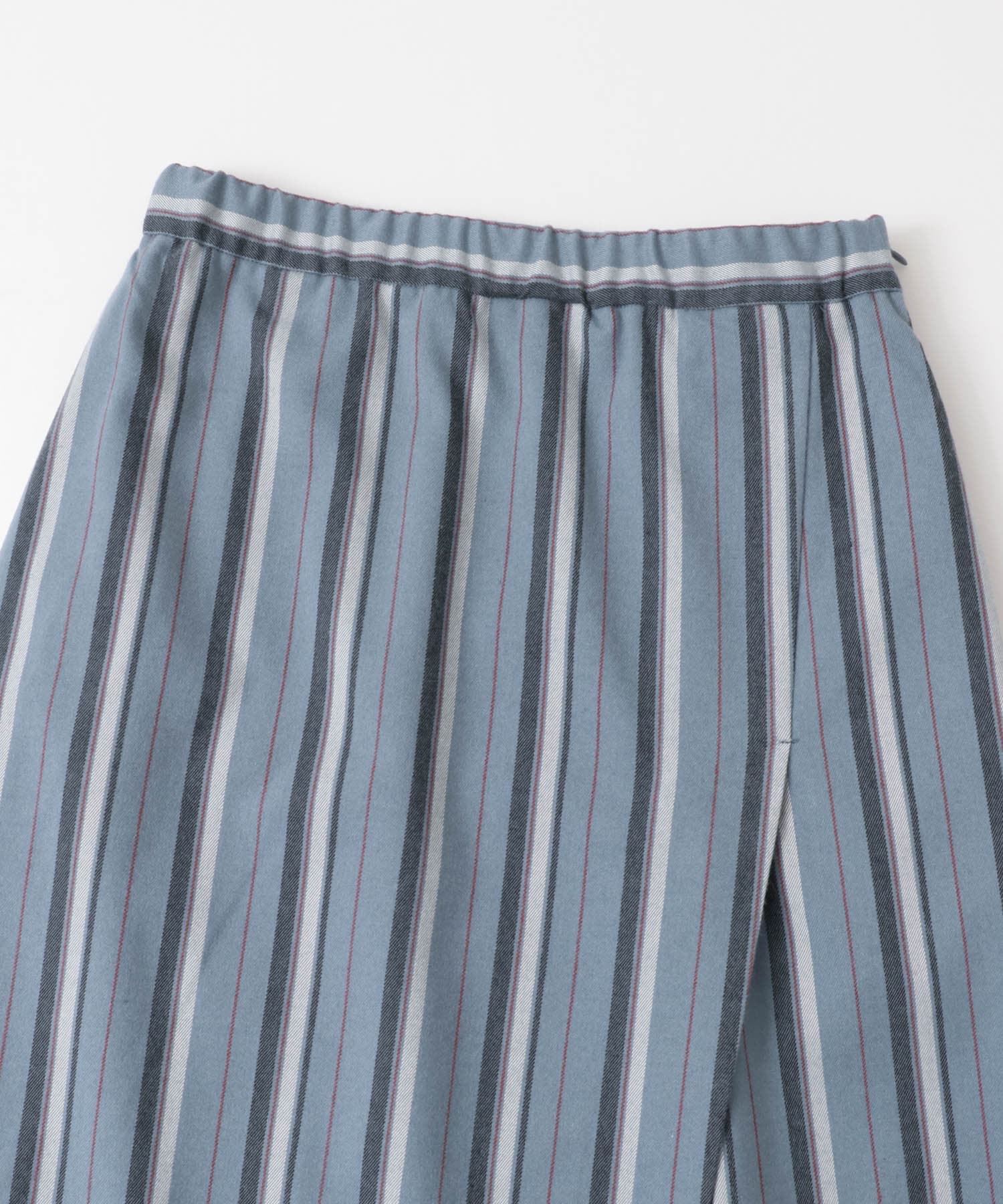 BLUE/BLACK