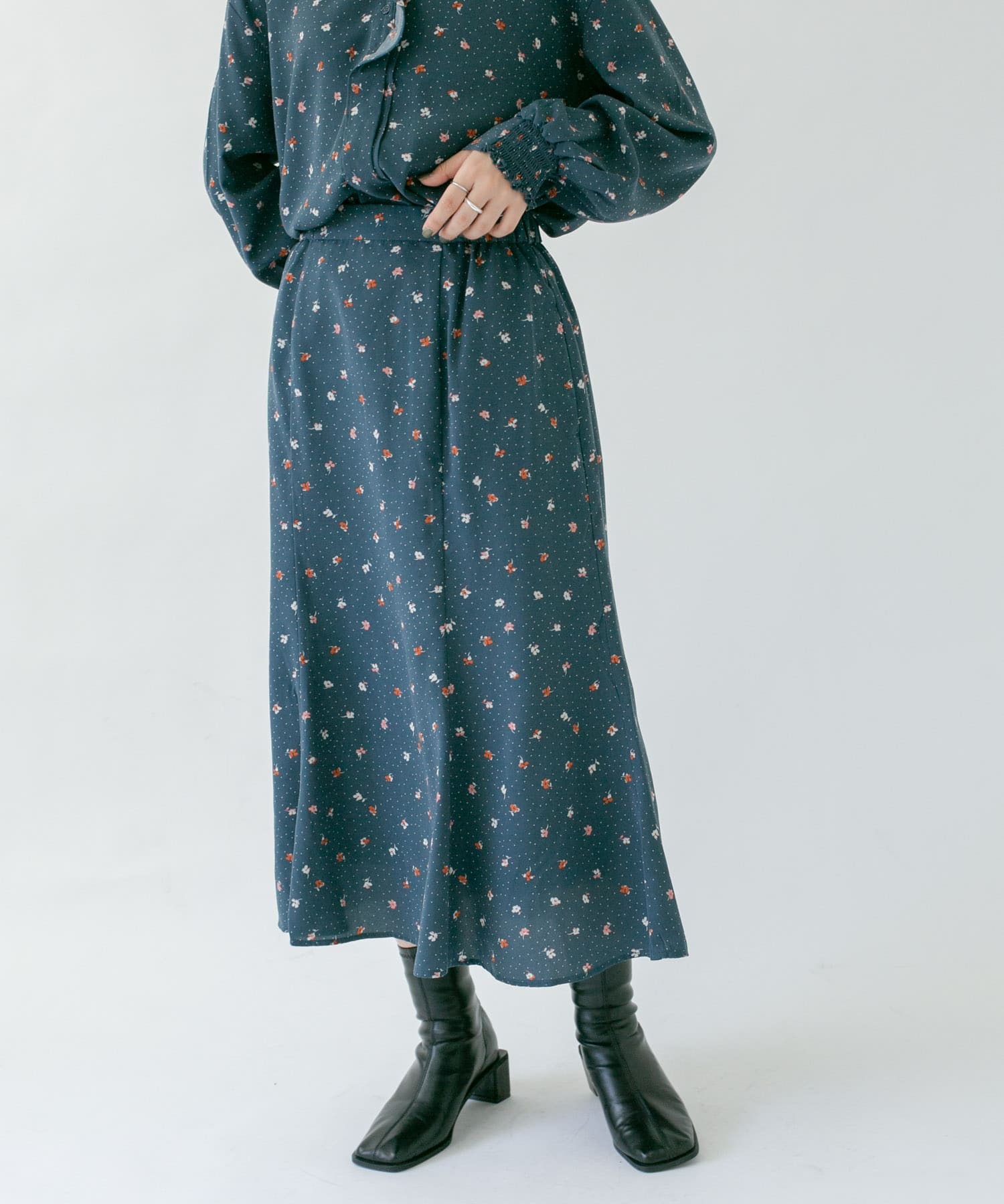 身長：160cm サイズ：one