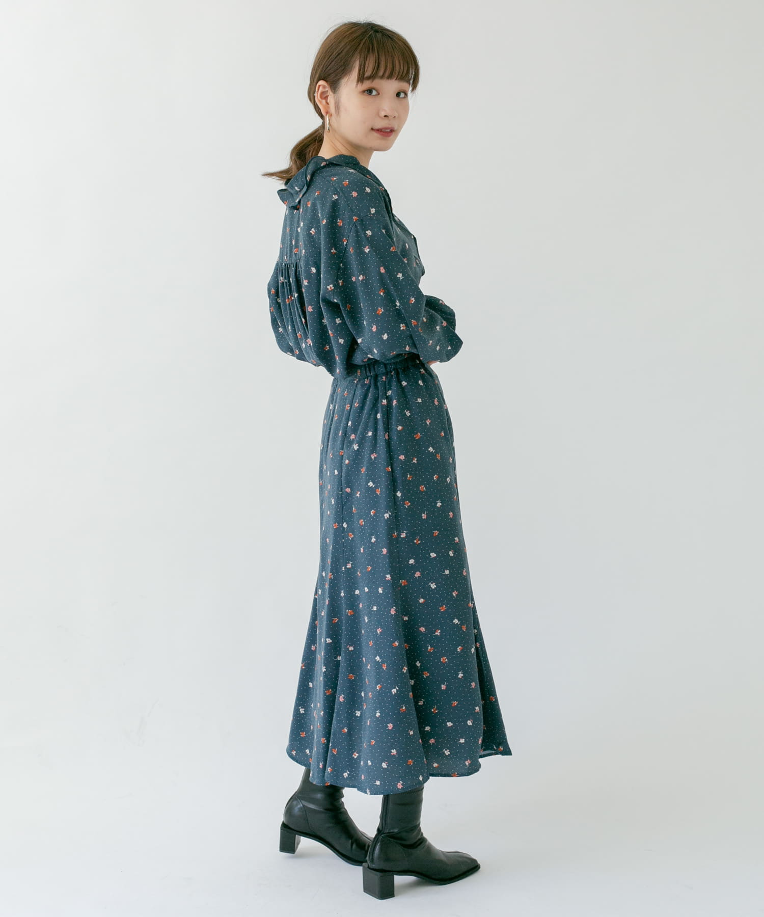 ドット×フラワーマーメイドスカート NAVY one