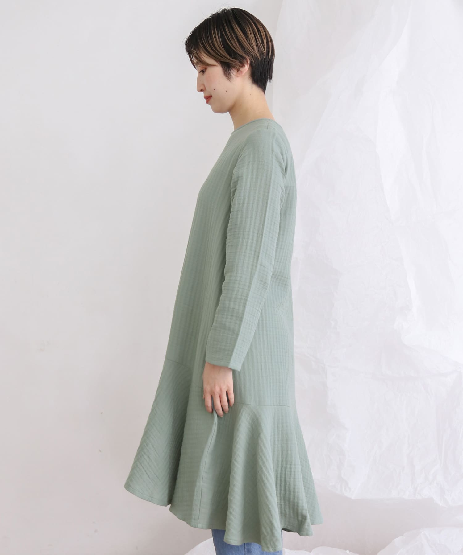 BLUE GREEN