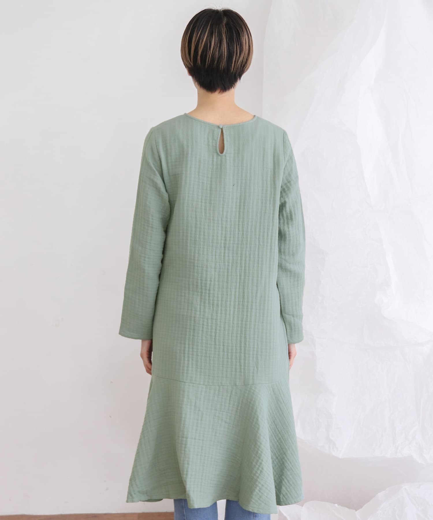 BLUE GREEN