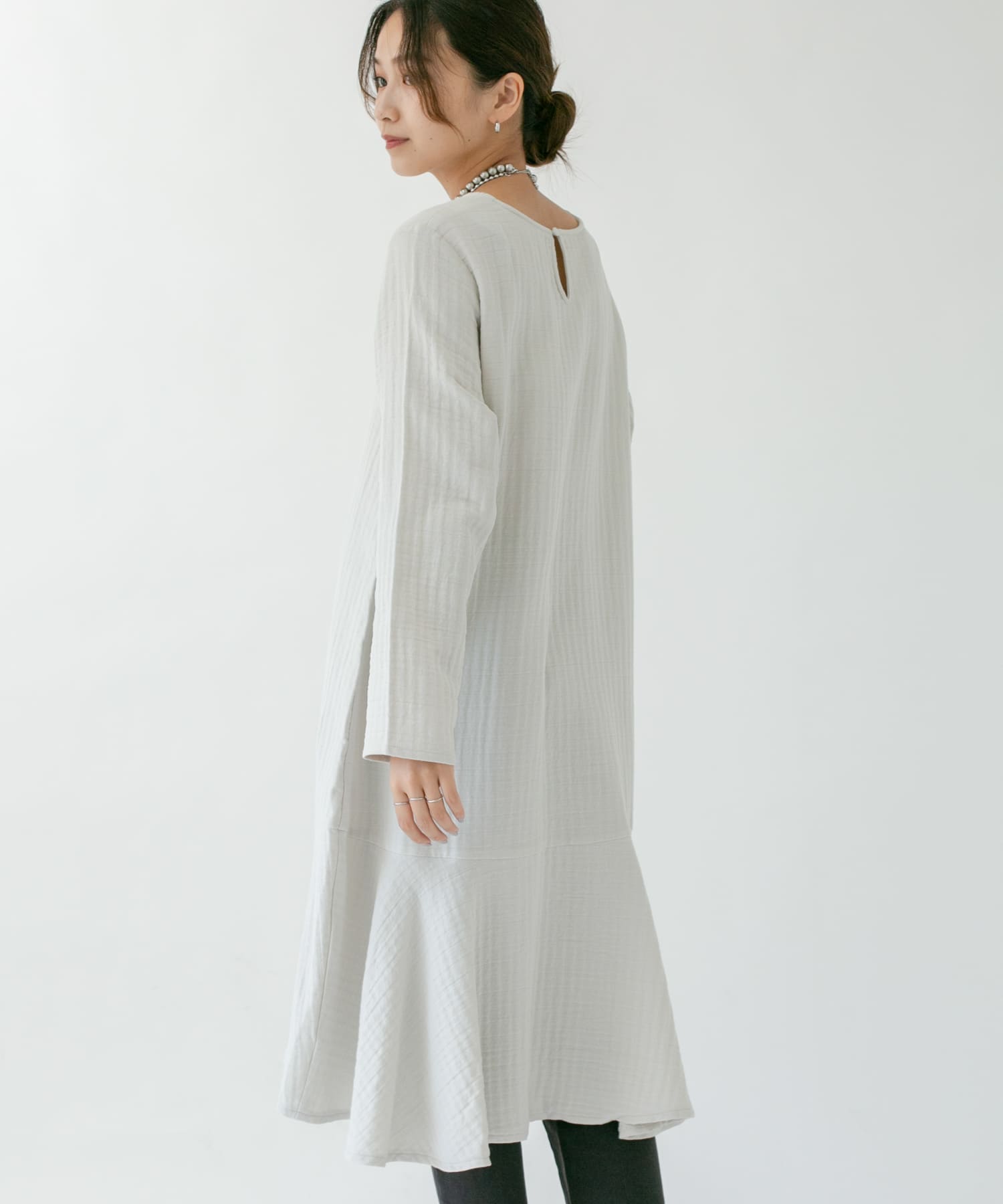ガーゼペプラムワンピース GRAY one