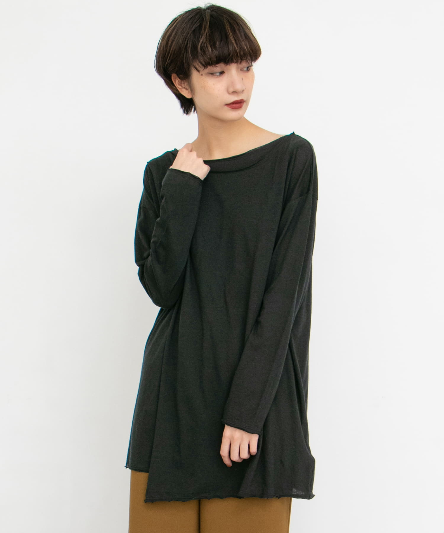 身長：159cm サイズ：one