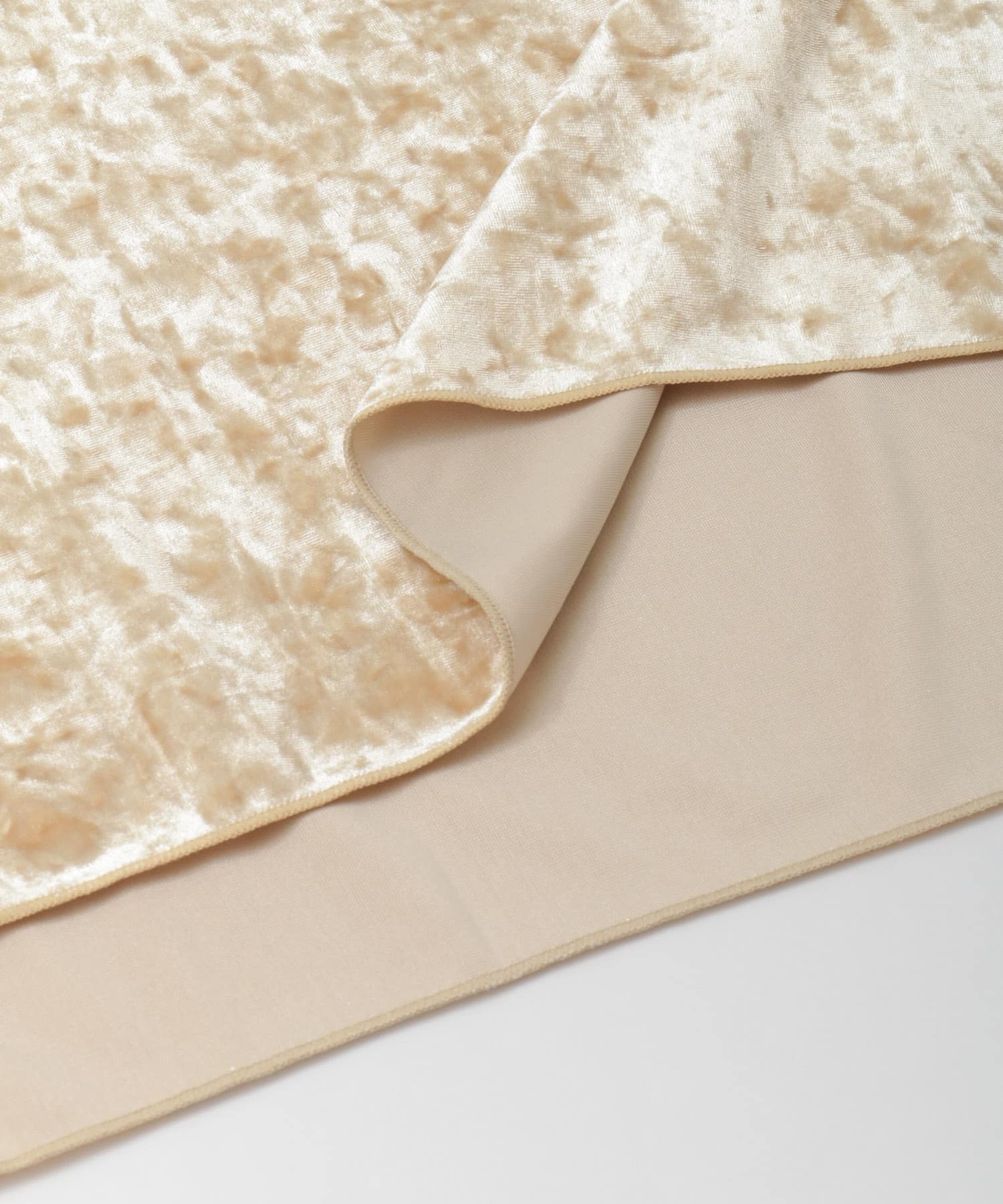 クラッシュベロアプルオーバー∴ BEIGE one