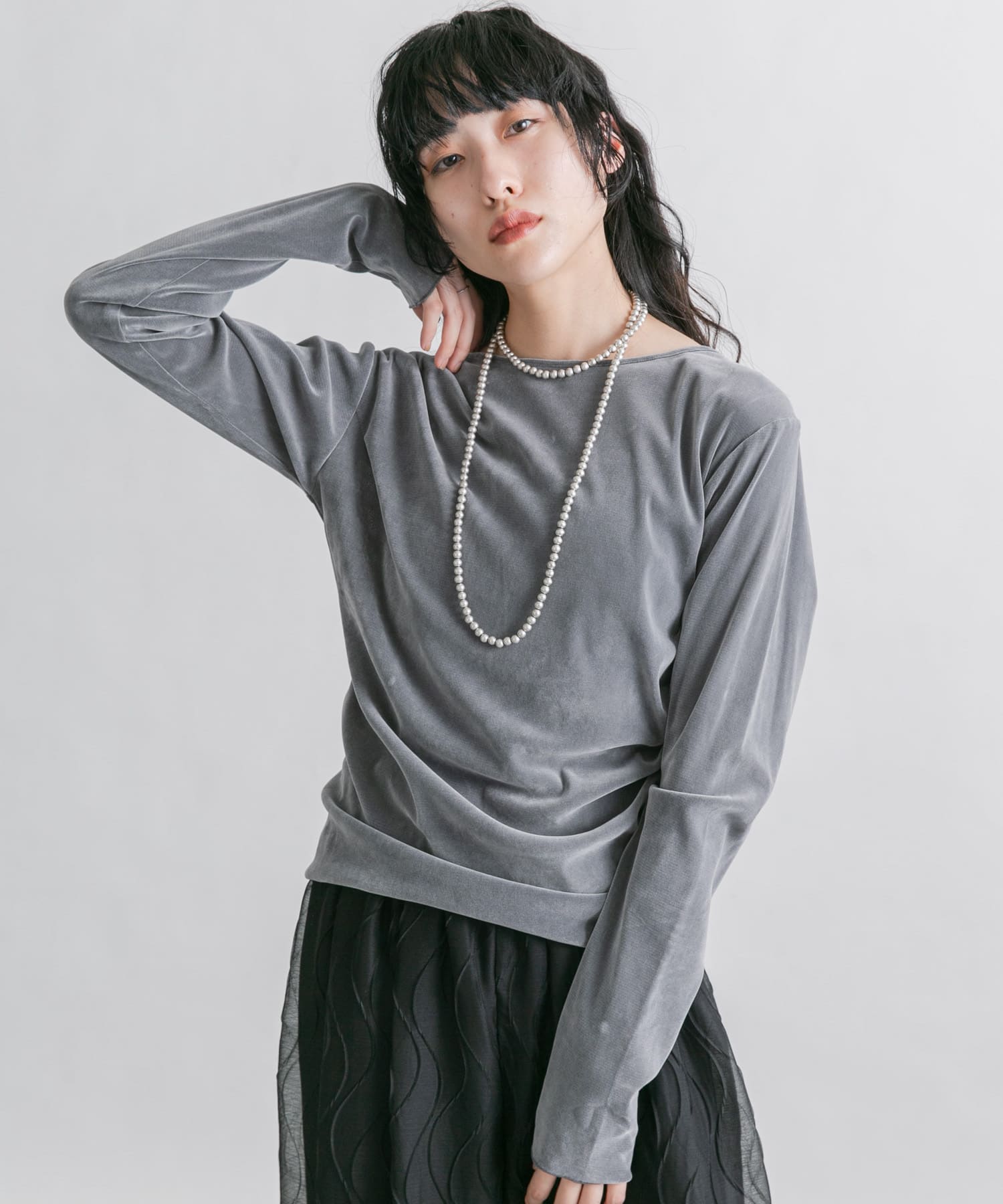 GRAY