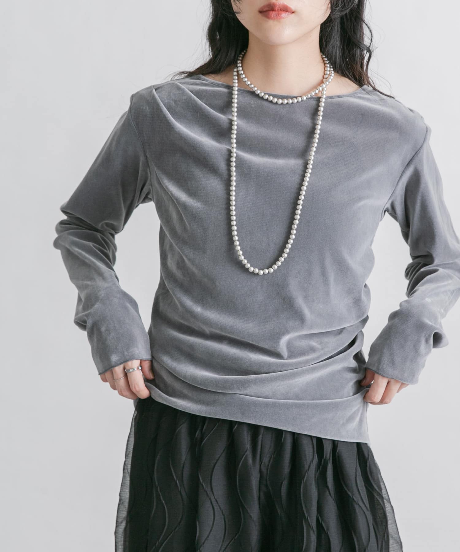 GRAY