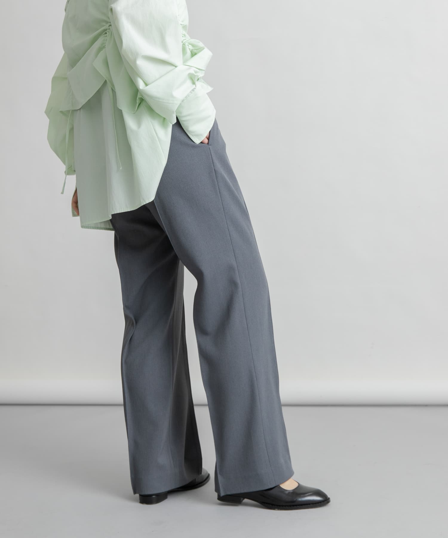 『2サイズ展開』ピンタックストレートパンツ