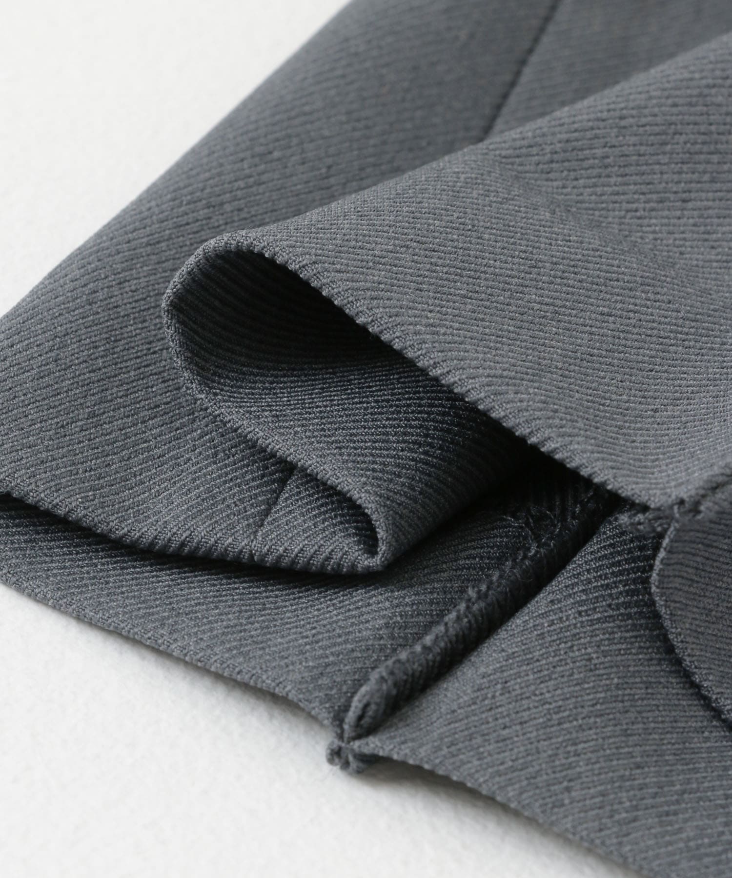 『2サイズ展開』ピンタックストレートパンツ GRAY 36