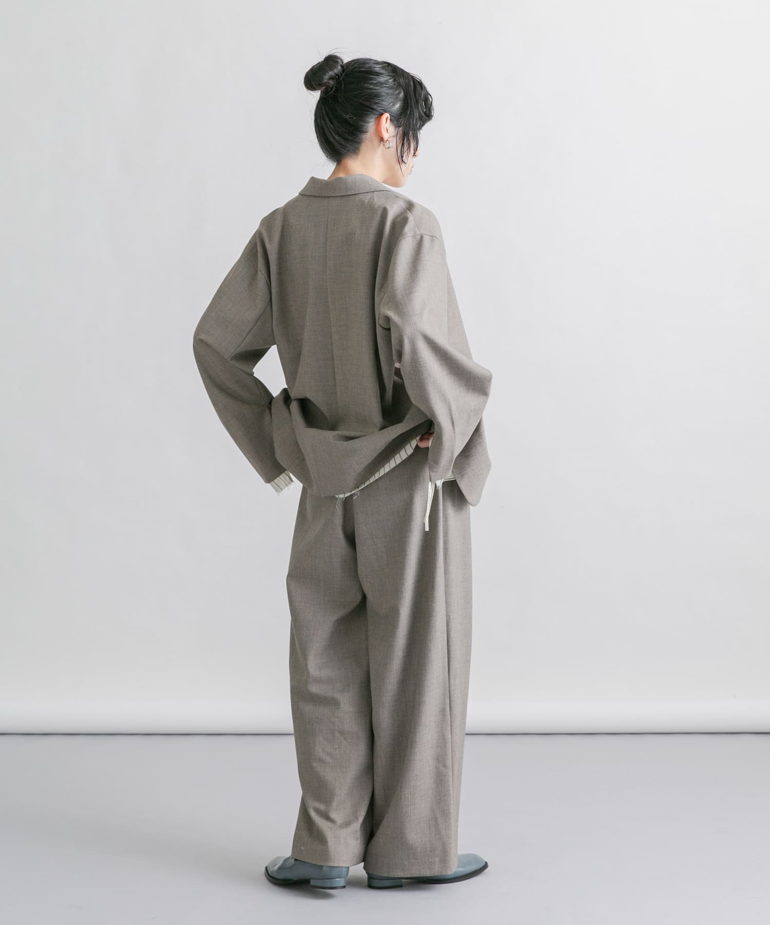 身長：160cm サイズ：36