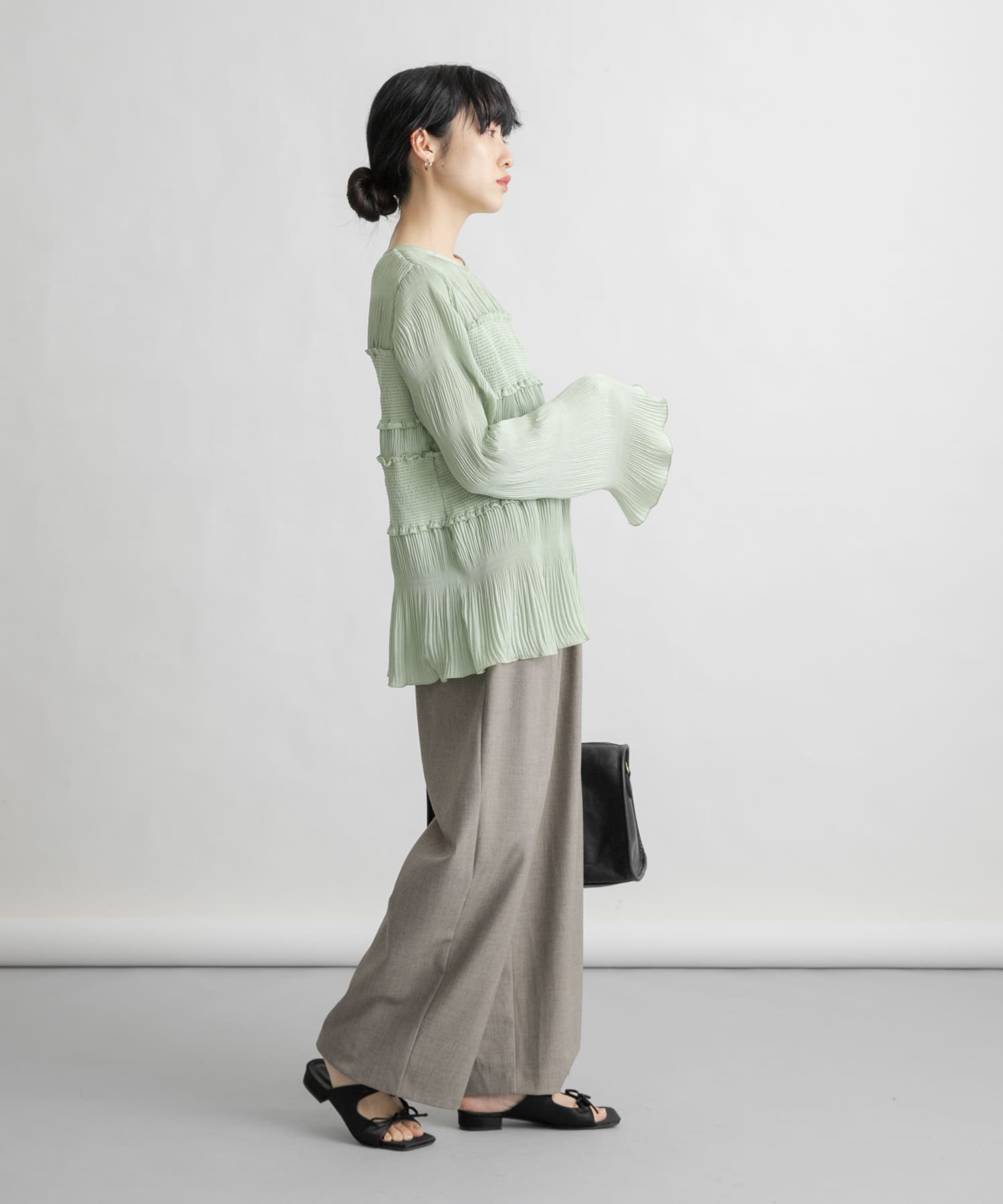 身長：160cm サイズ：36