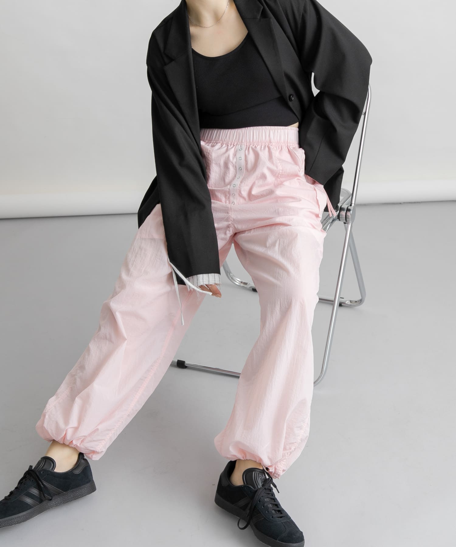 ヘムドロストナイロンパンツ