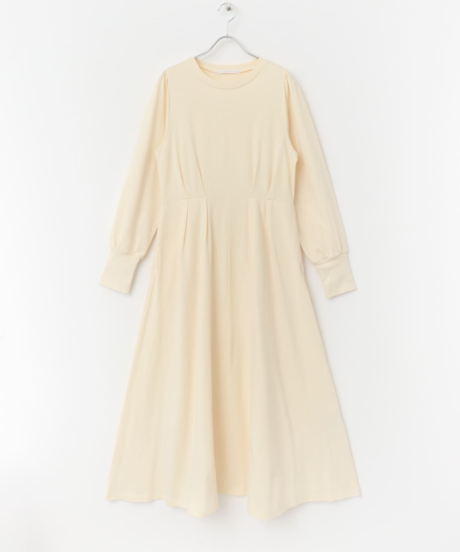 ボリュームカットワンピース IVORY one