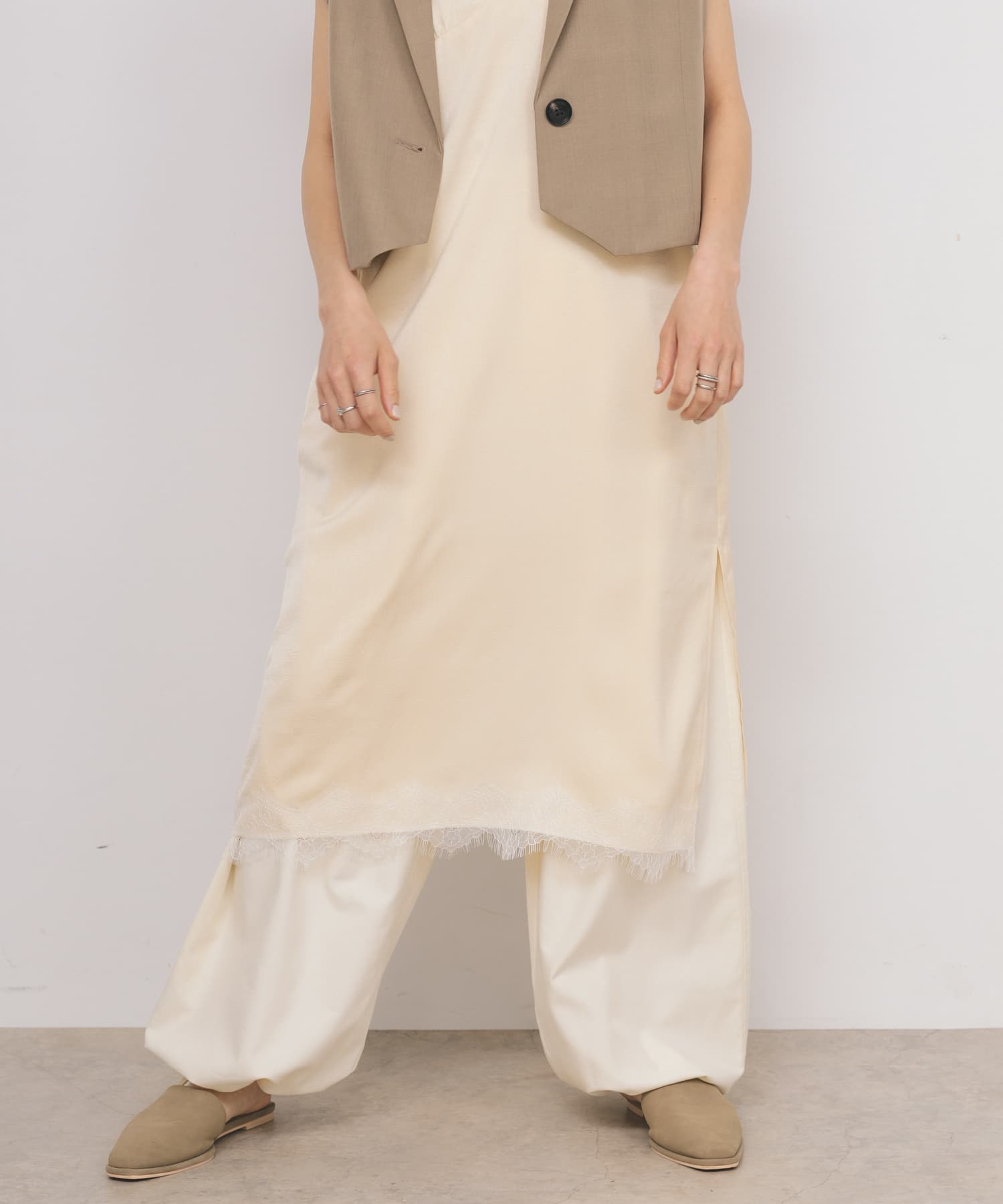 身長：159cm サイズ：one