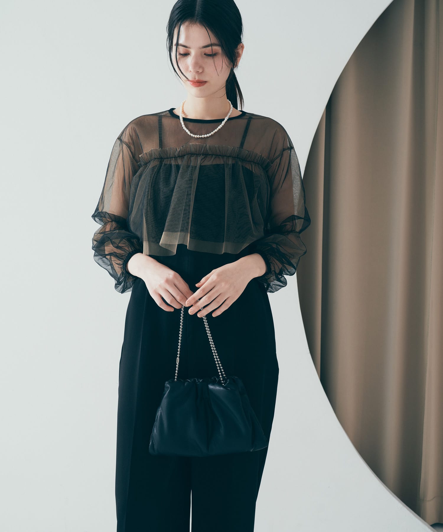 身長：172cm サイズ：38