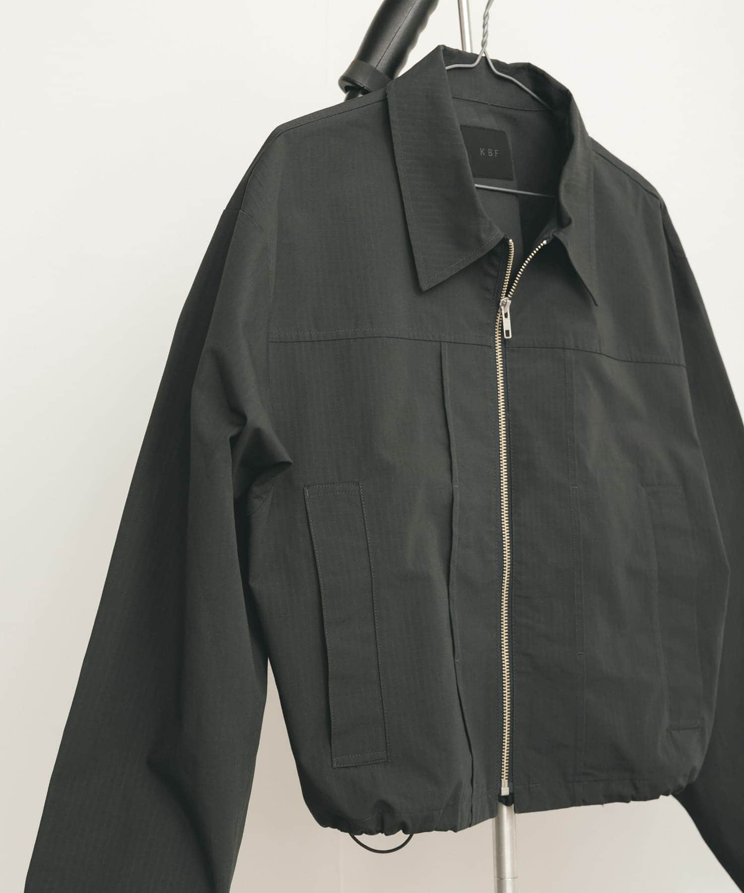 ダッドZIPブルゾン D.GRAY one