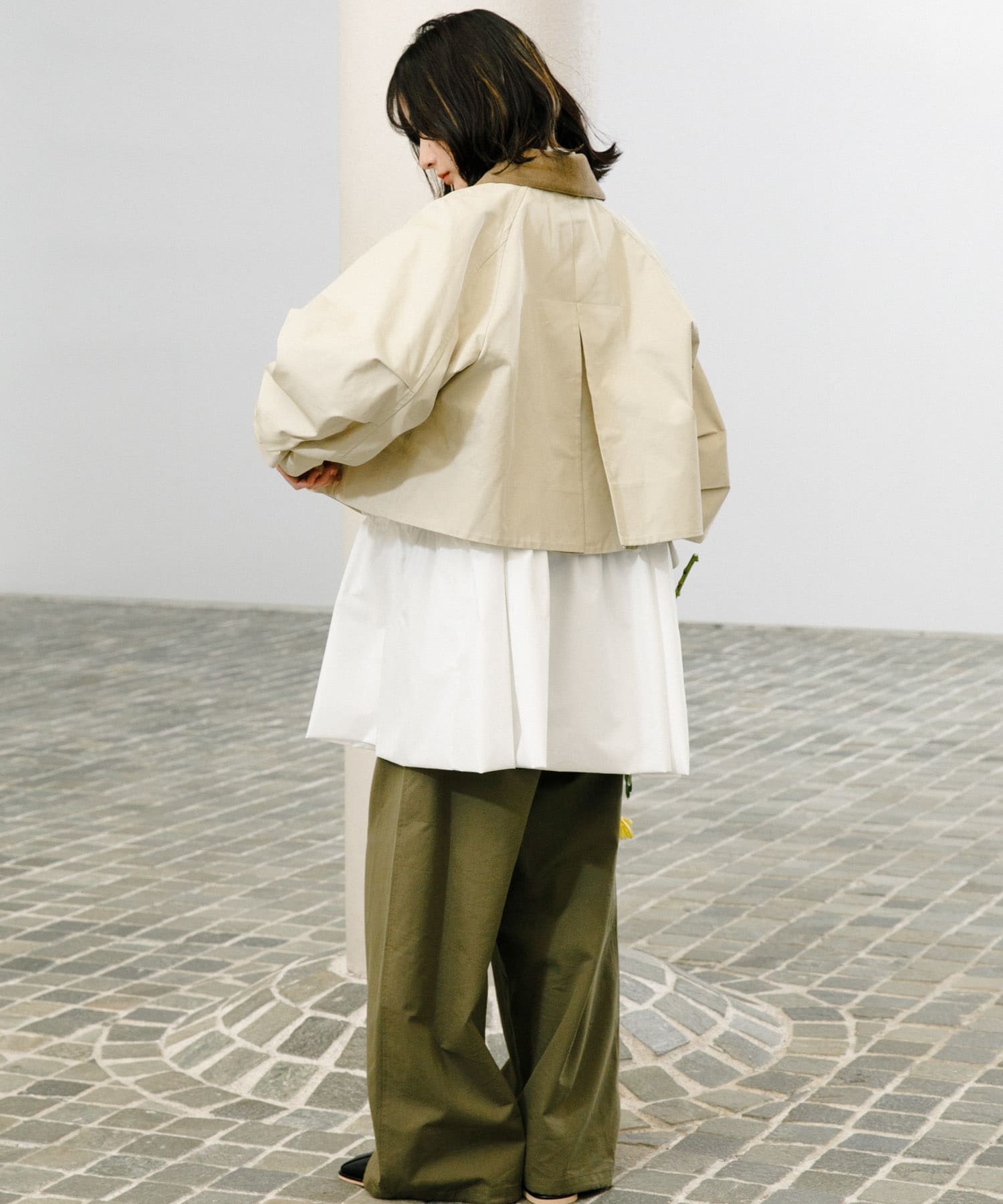 L.BEIGE
