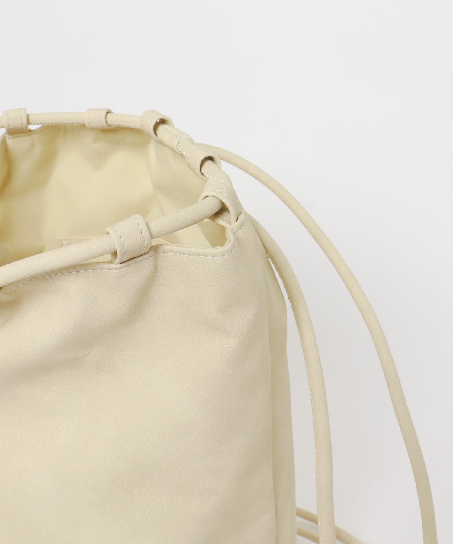 ワンショルダーボンサック IVORY one
