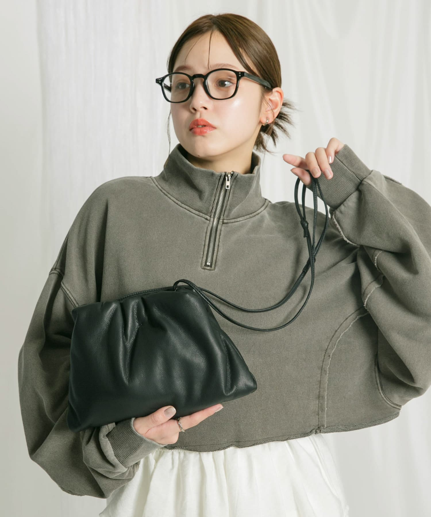 ボールチェーンギャザーBAG BLACK one