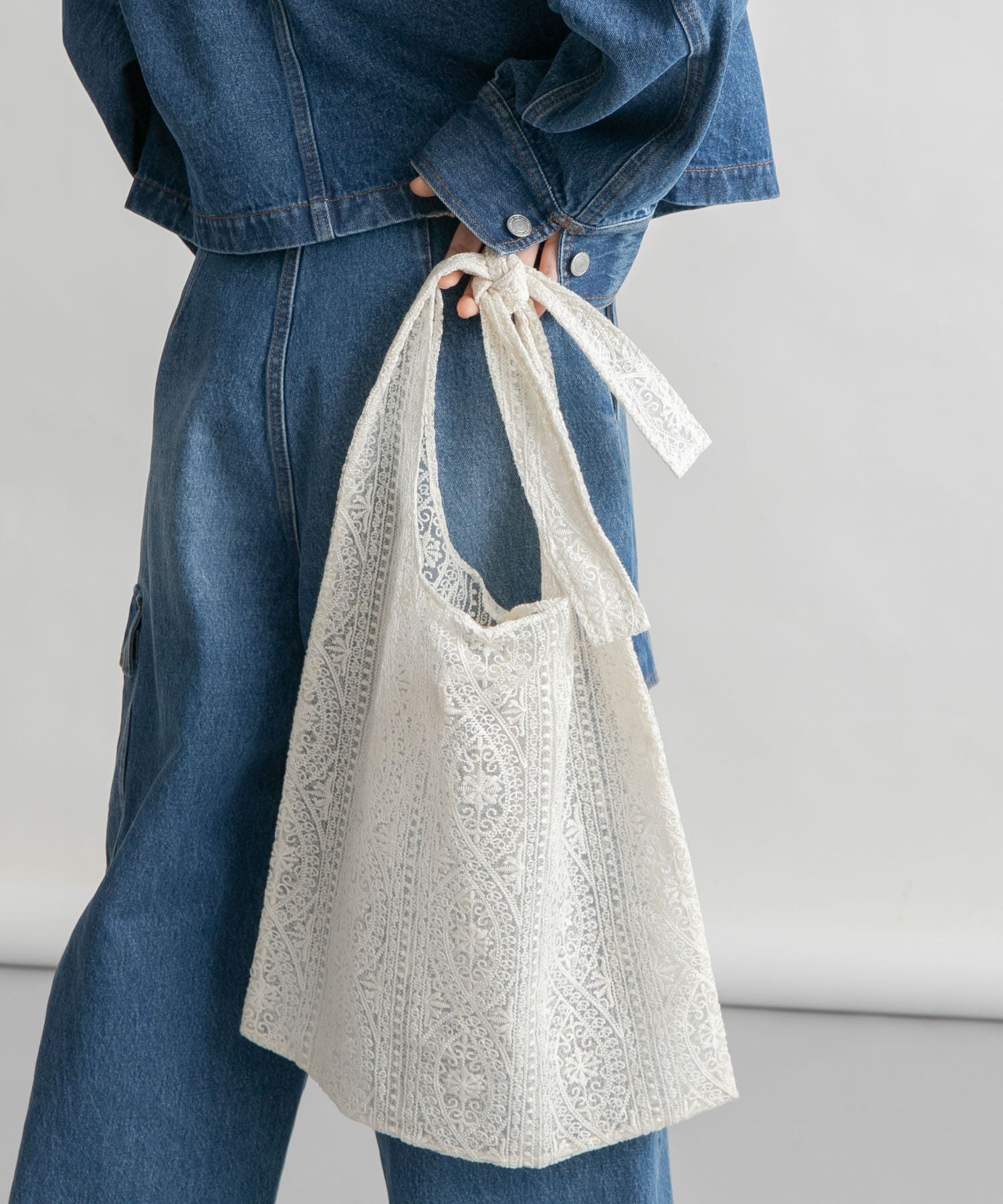 シアーエンブロイダリーBAG IVORY one