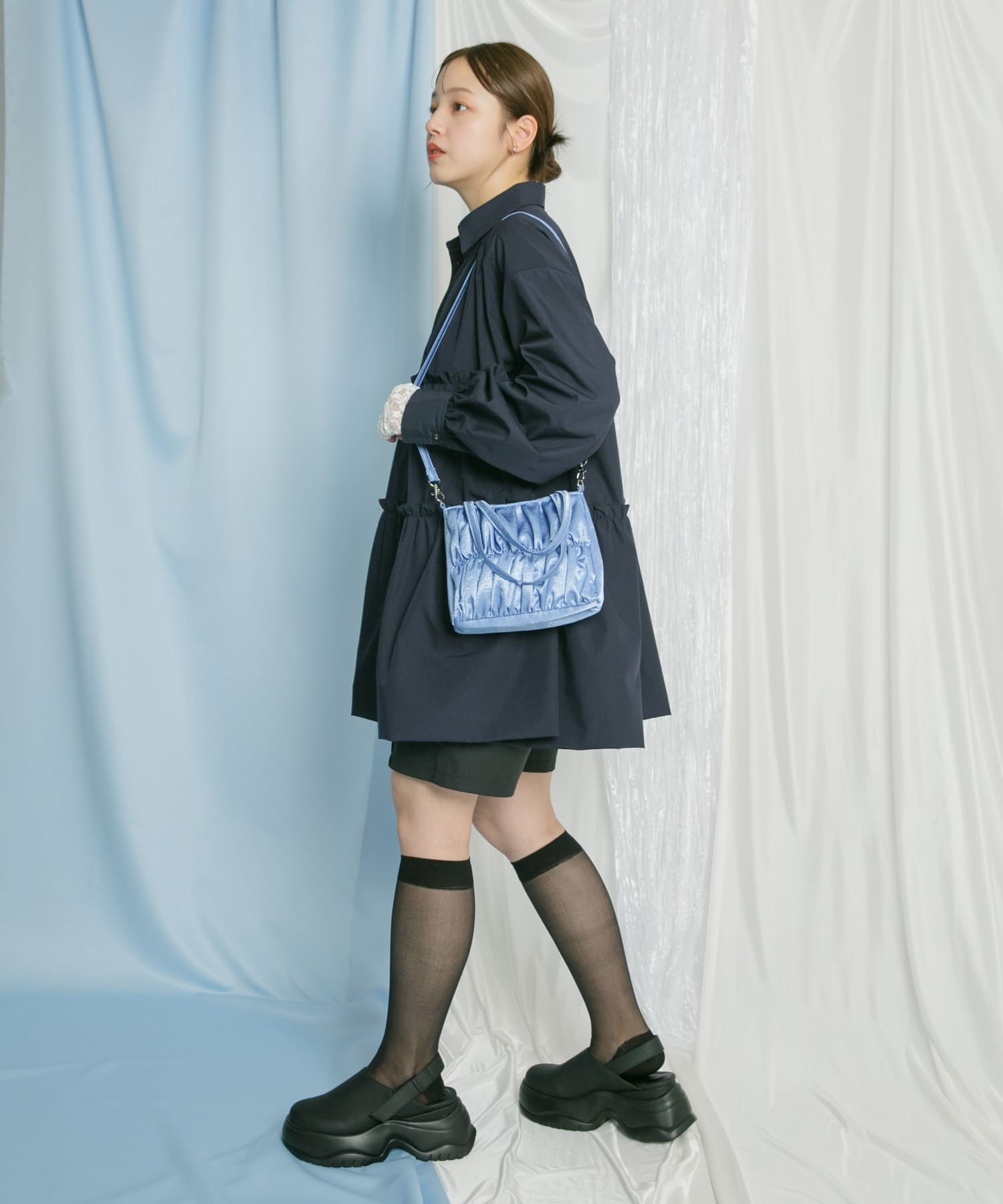サテンギャザーハンドBAG BLUE one