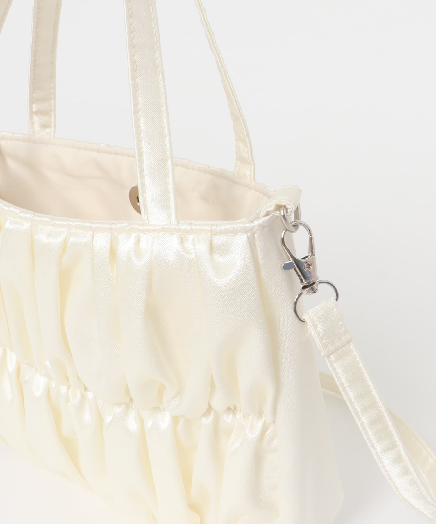 サテンギャザーハンドBAG IVORY one