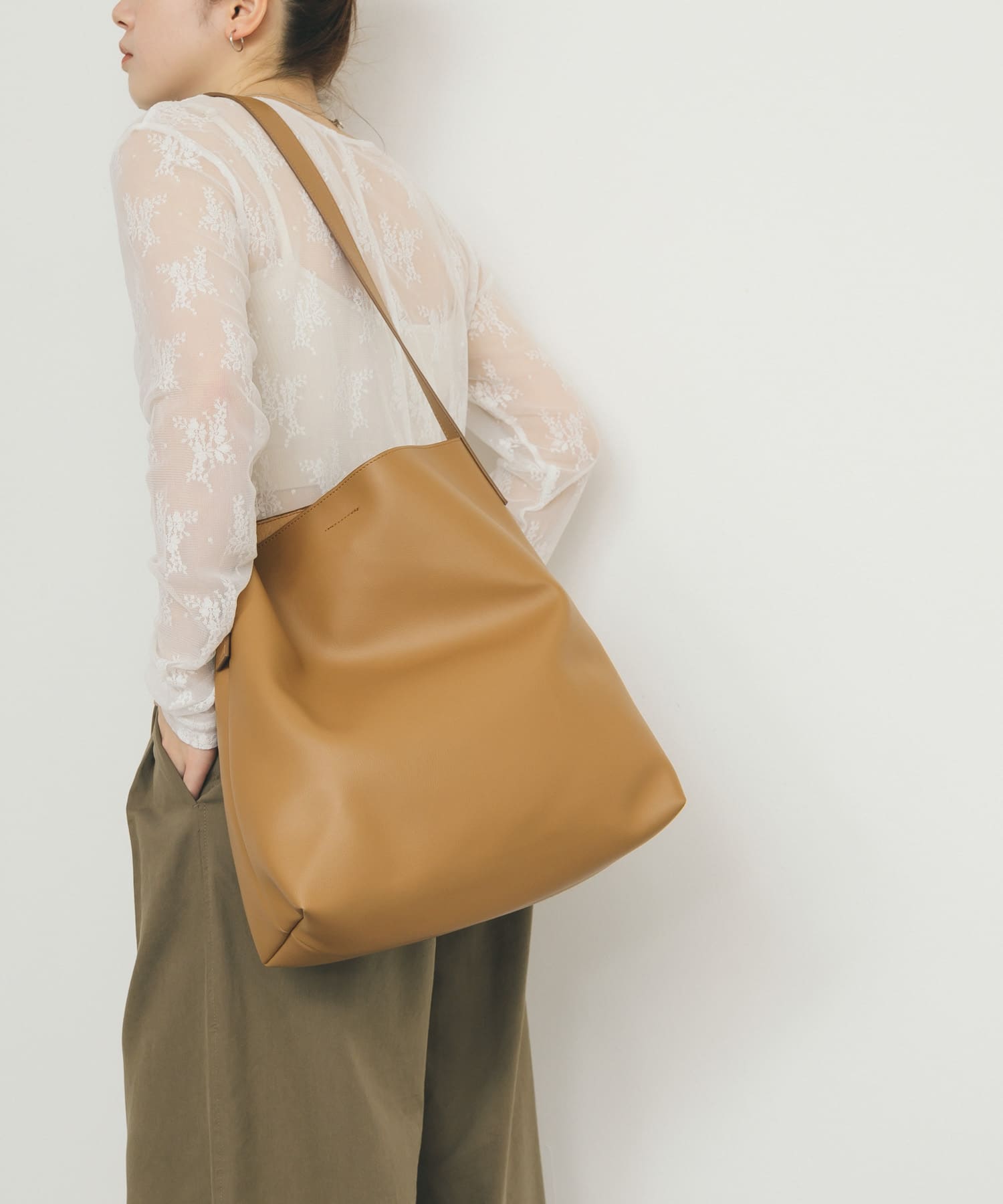 ソフトイージーバケットBAG BROWN one