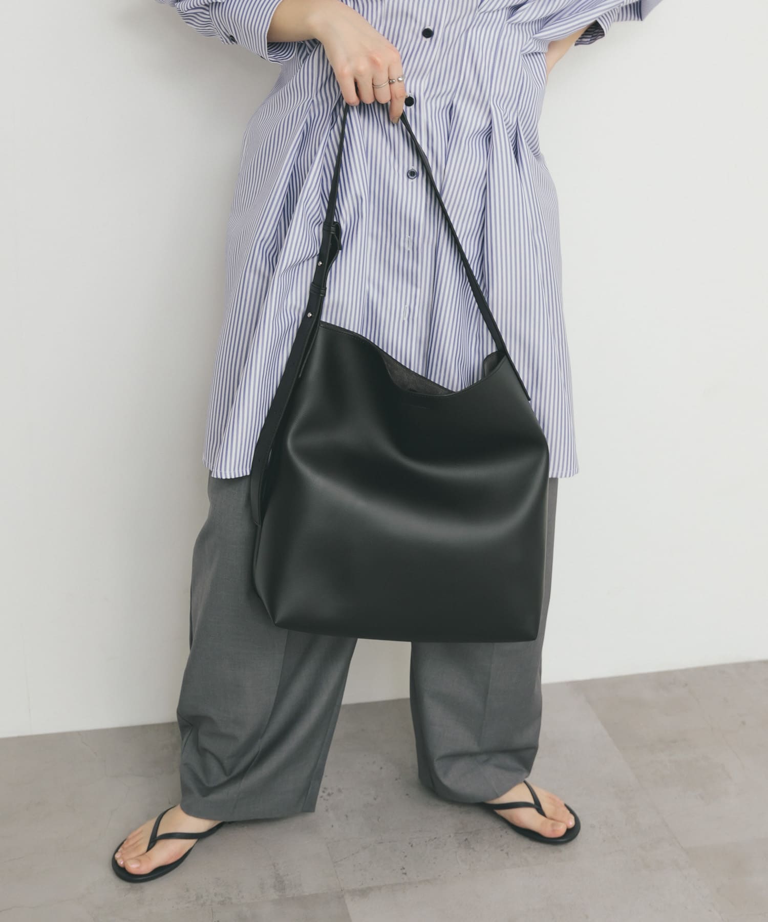 ソフトイージーバケットBAG BLACK one