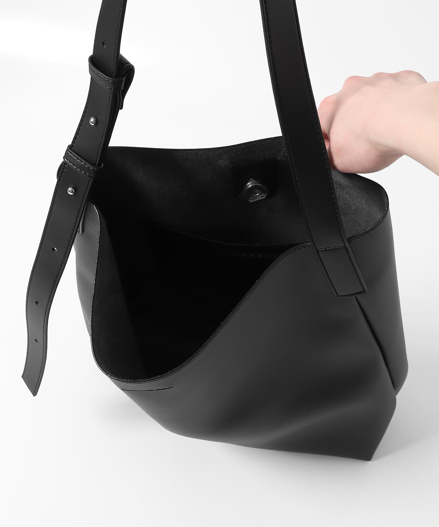 ソフトイージーバケットBAG BLACK one