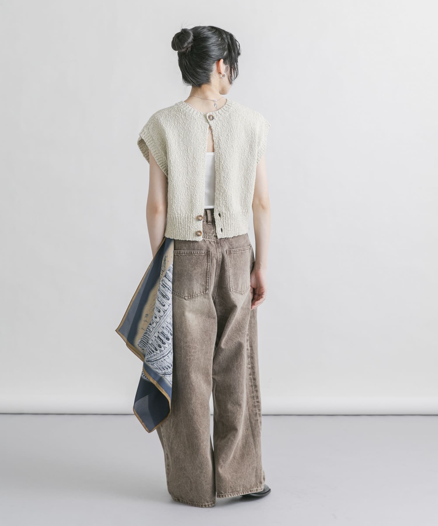 コロッセオスカーフ NAVY one