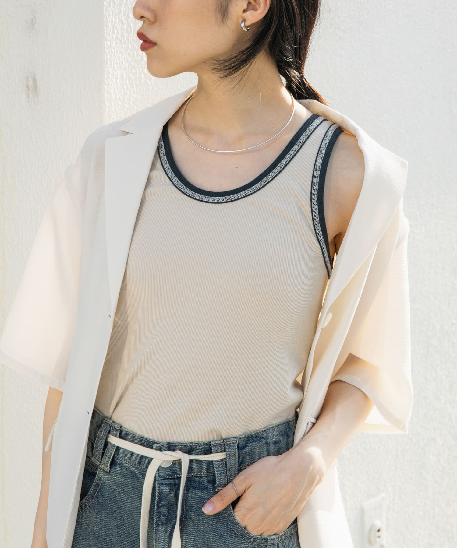 L.BEIGE
