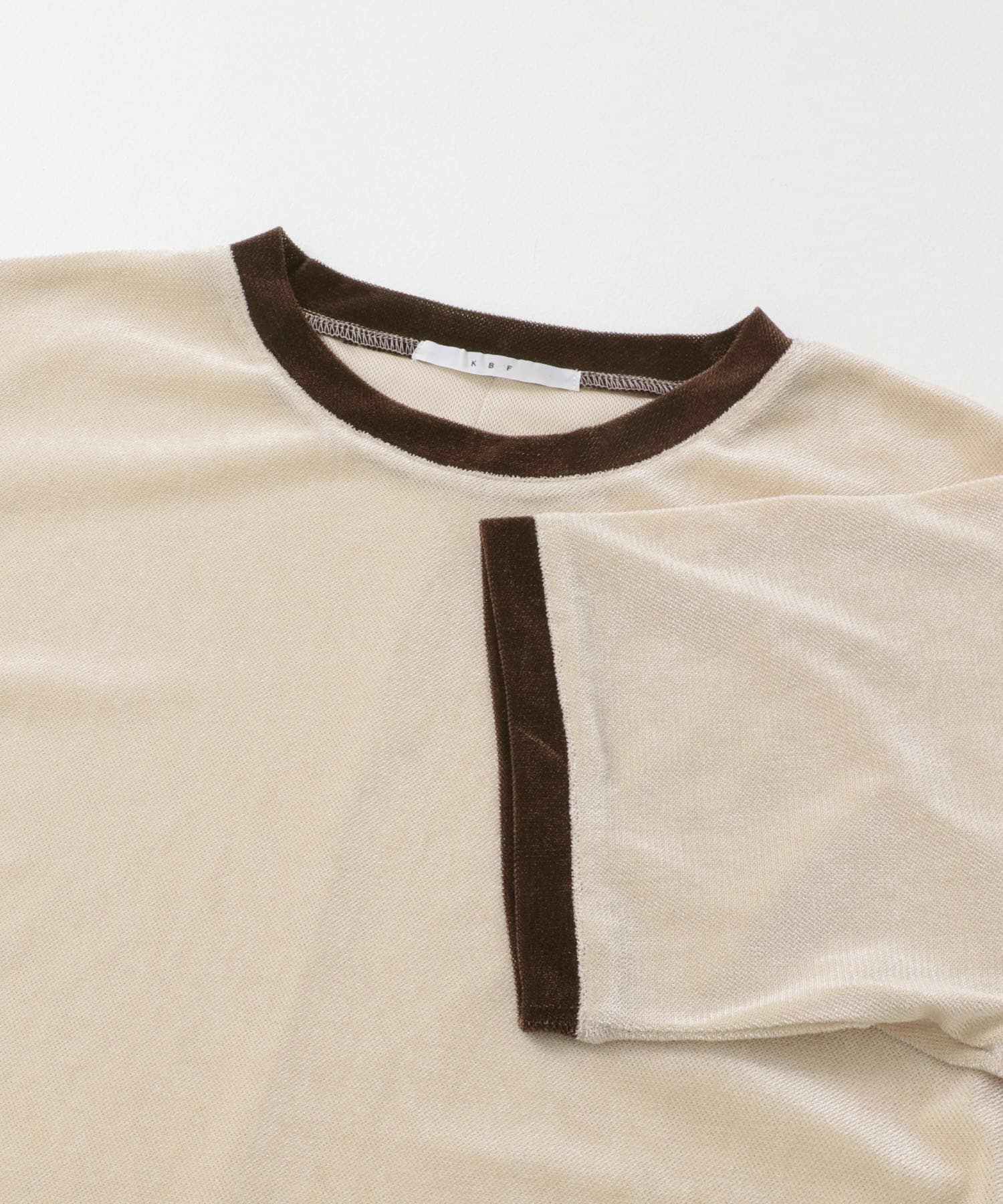 L.BEIGE