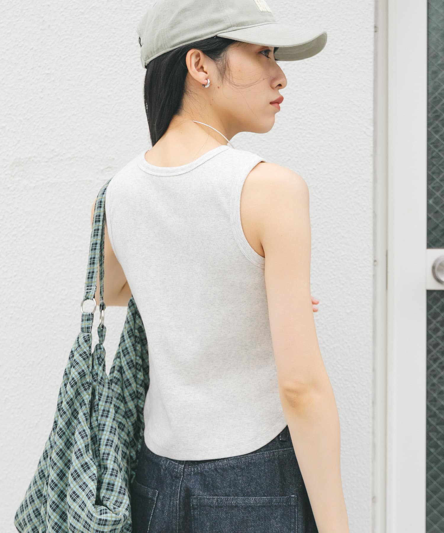 クロップドタンクトップ OATMEAL one