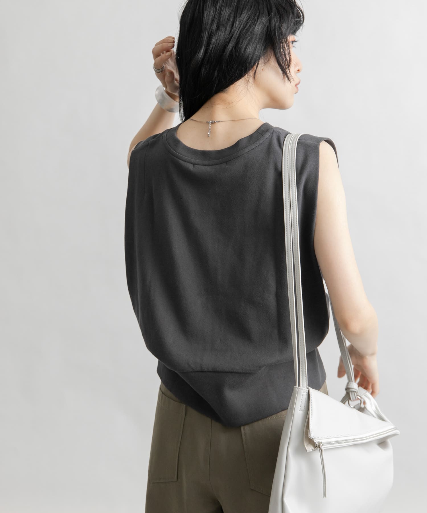 身長：160cm サイズ：one