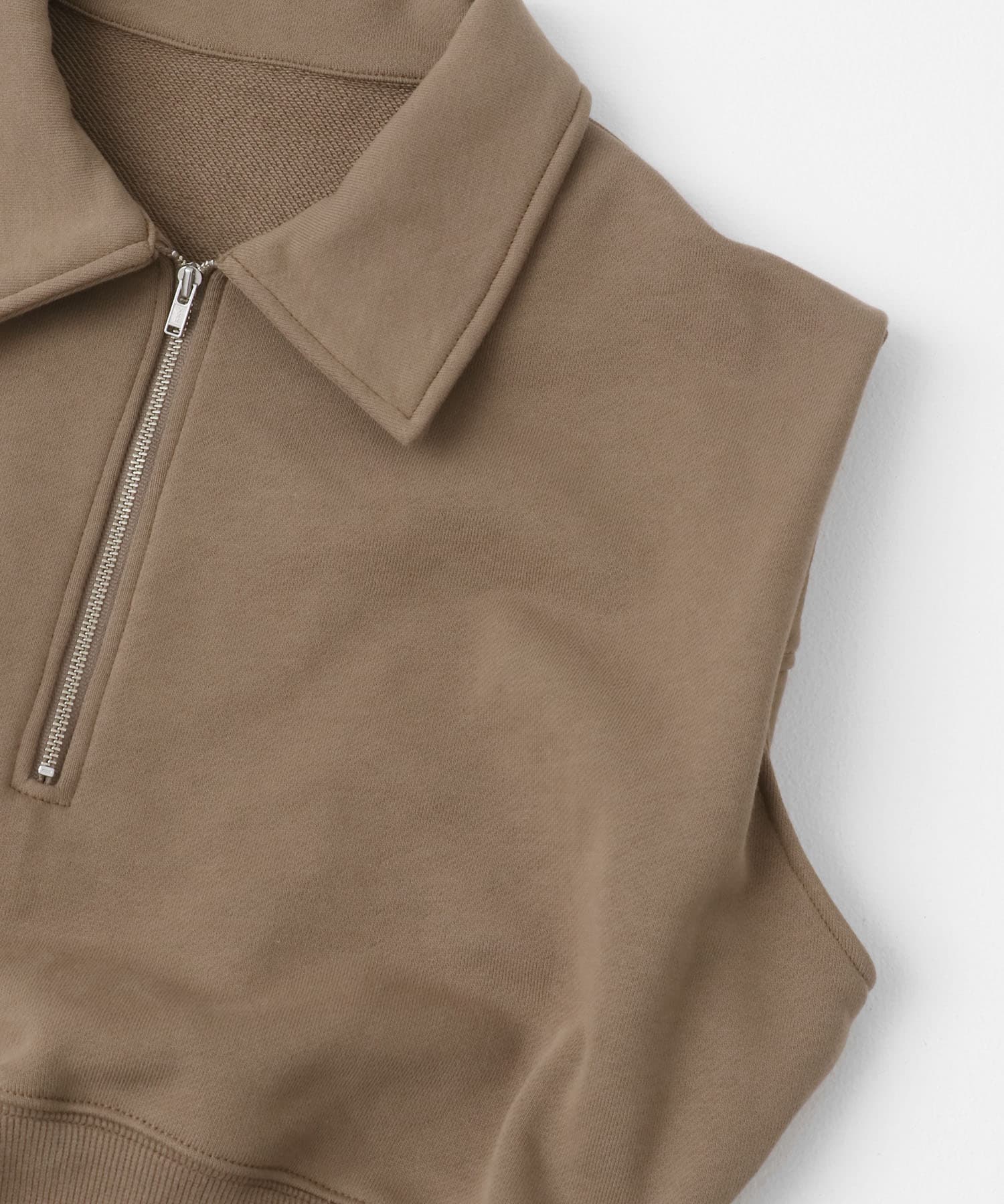 ショルダータックZIPスウェット BROWN one