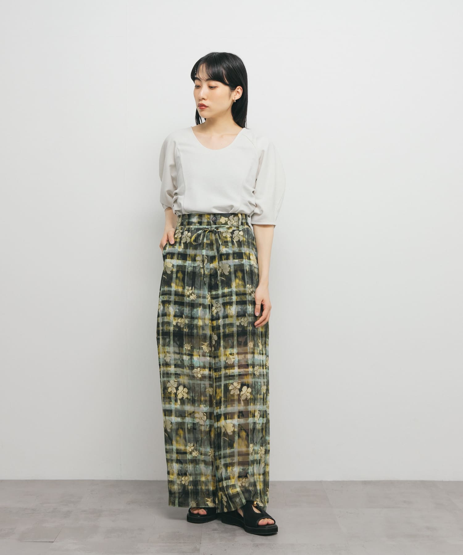身長：160cm サイズ：one