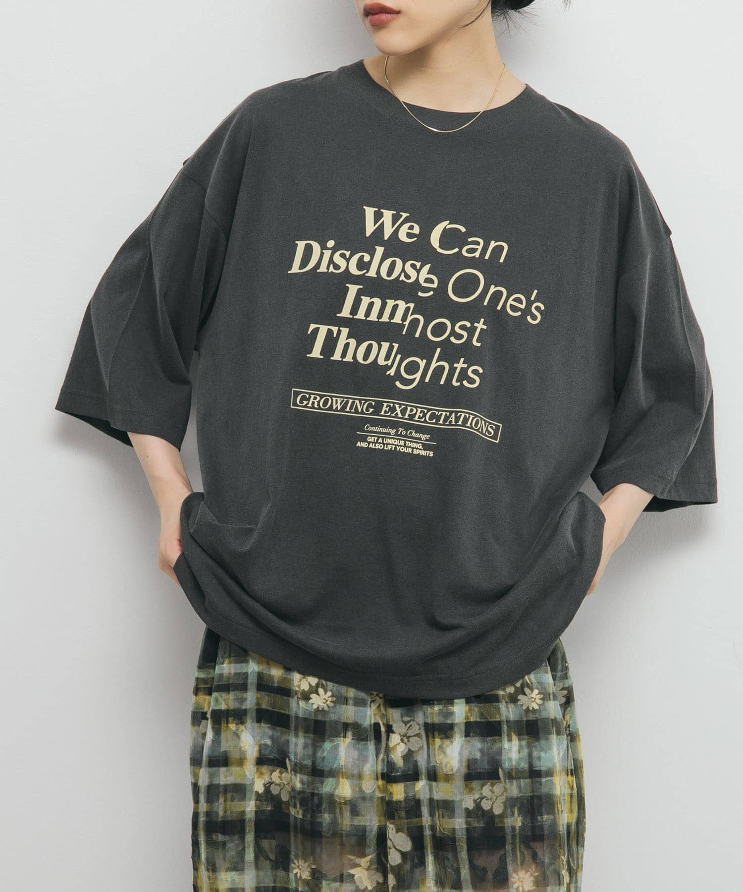 フロントロゴBIGTEE