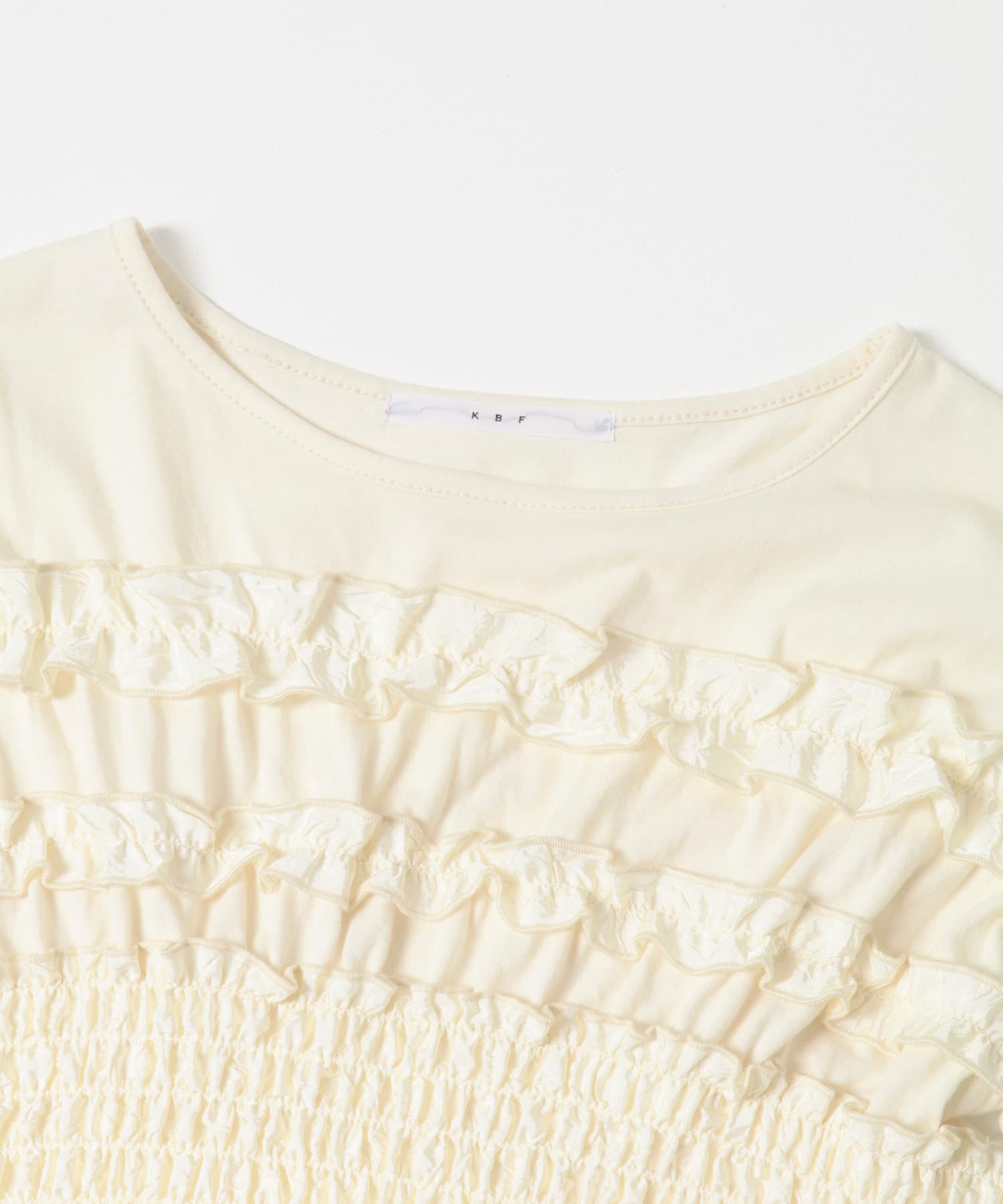 フリルドッキングカットソー IVORY one