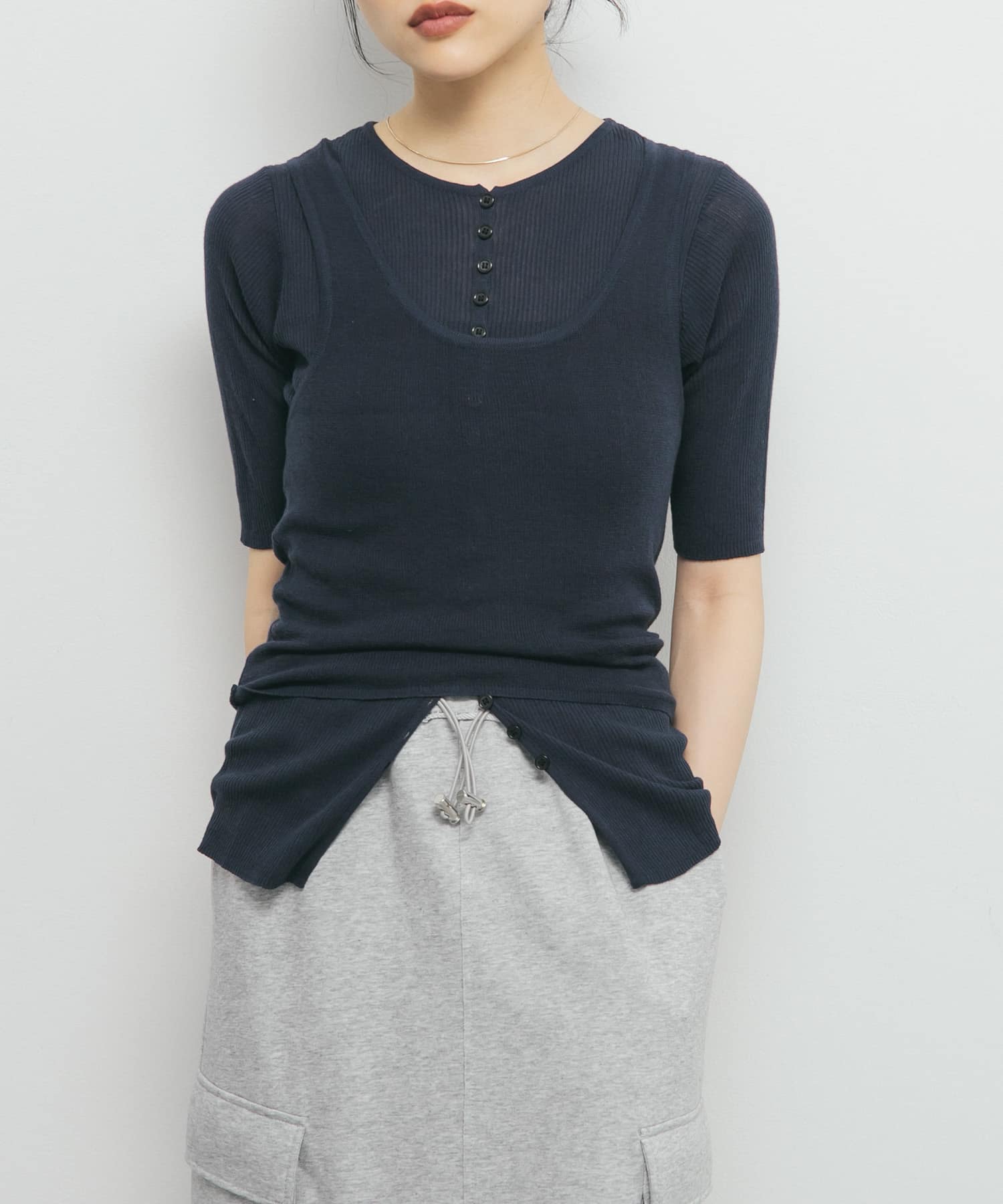 フロントボタンレイヤードニット