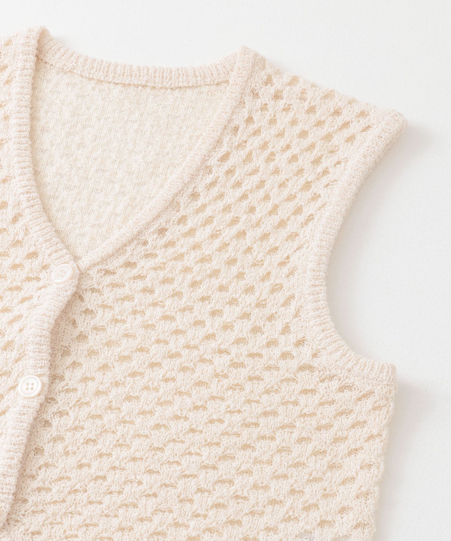 ループヤーンメッシュベスト IVORY one