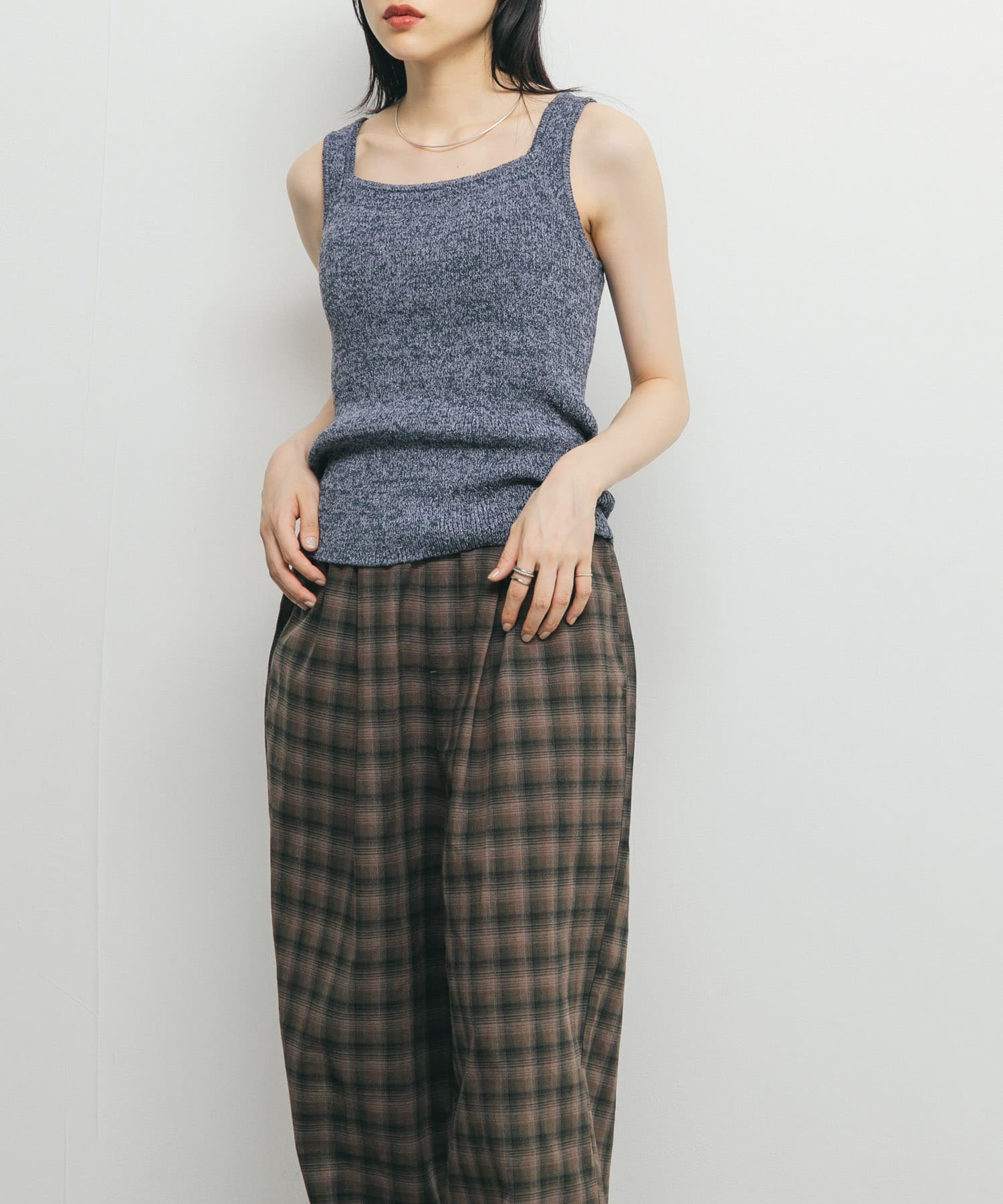 スクエアニットタンクトップ