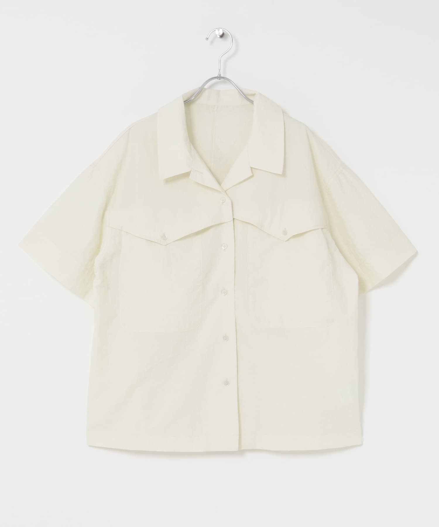 ポケットデザインルーズシャツ IVORY one