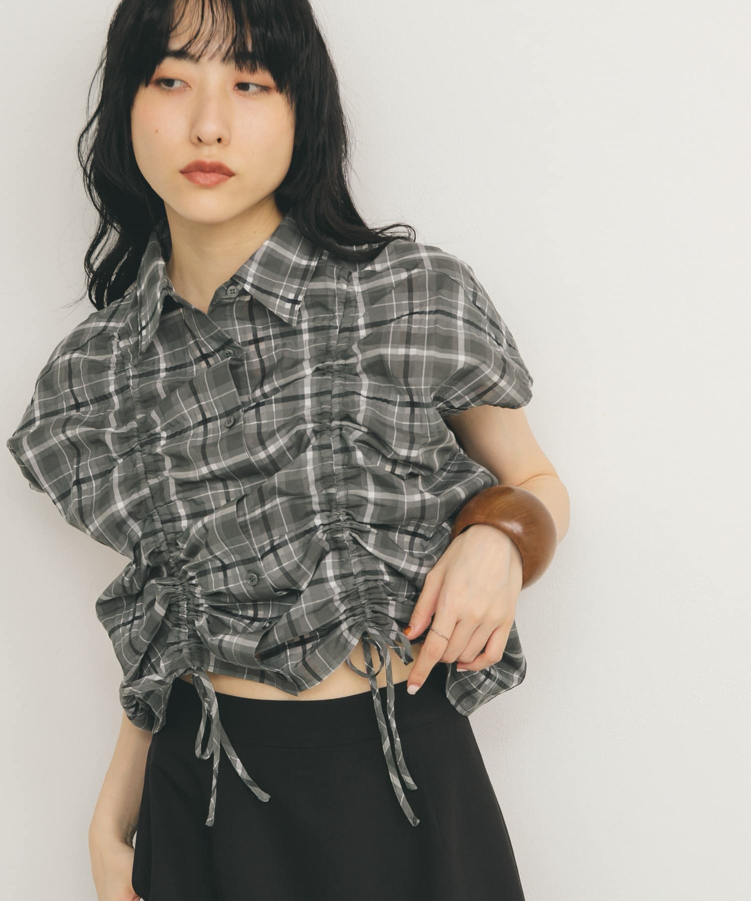 ドロストシアーチェックブラウス(one BEIGE): トップス｜URBAN