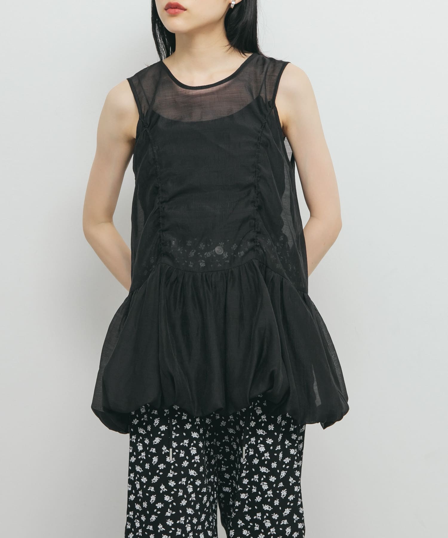 身長：160cm サイズ：one