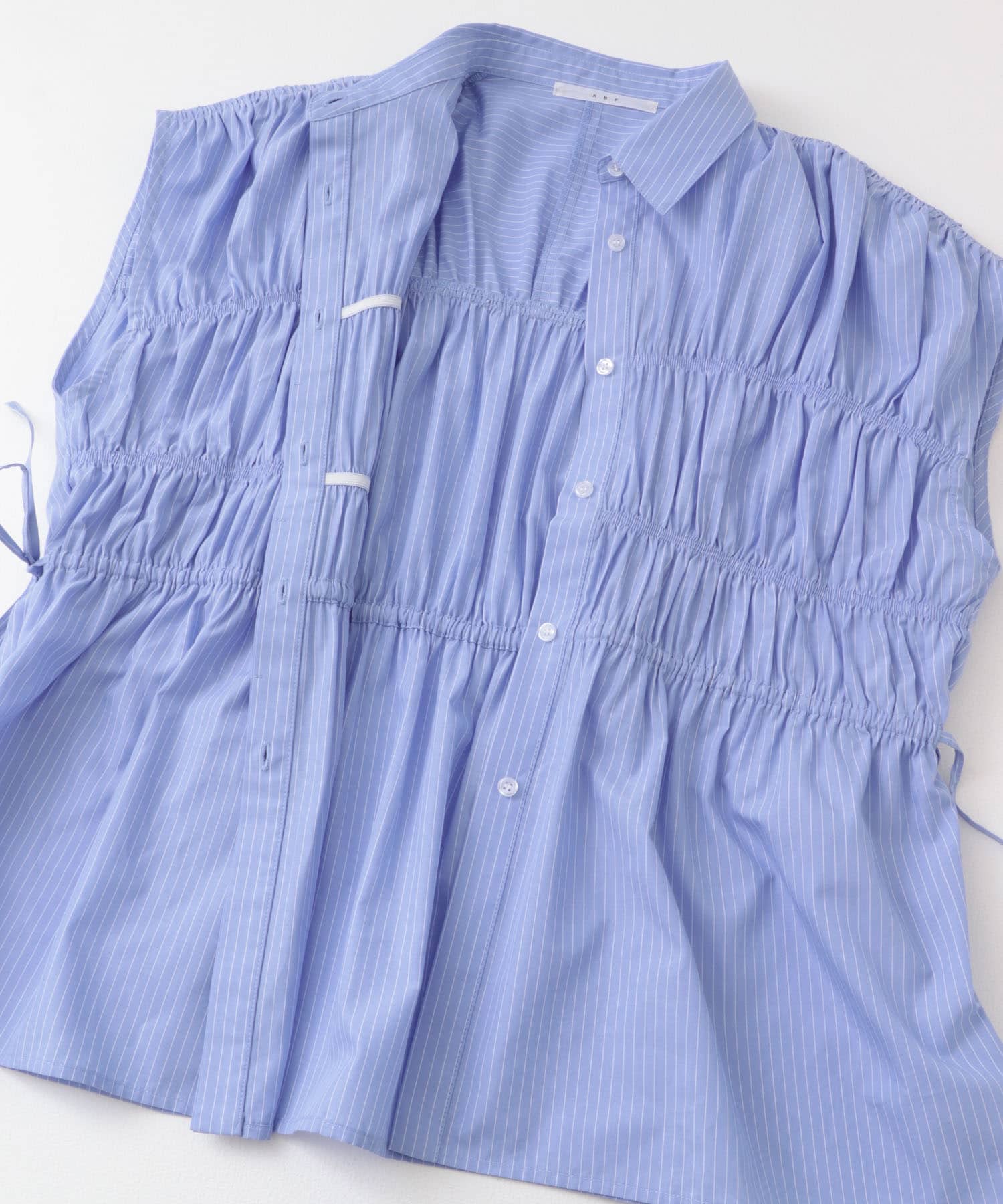 スリーブレスシャーリングブラウス(one BLUE st): トップス