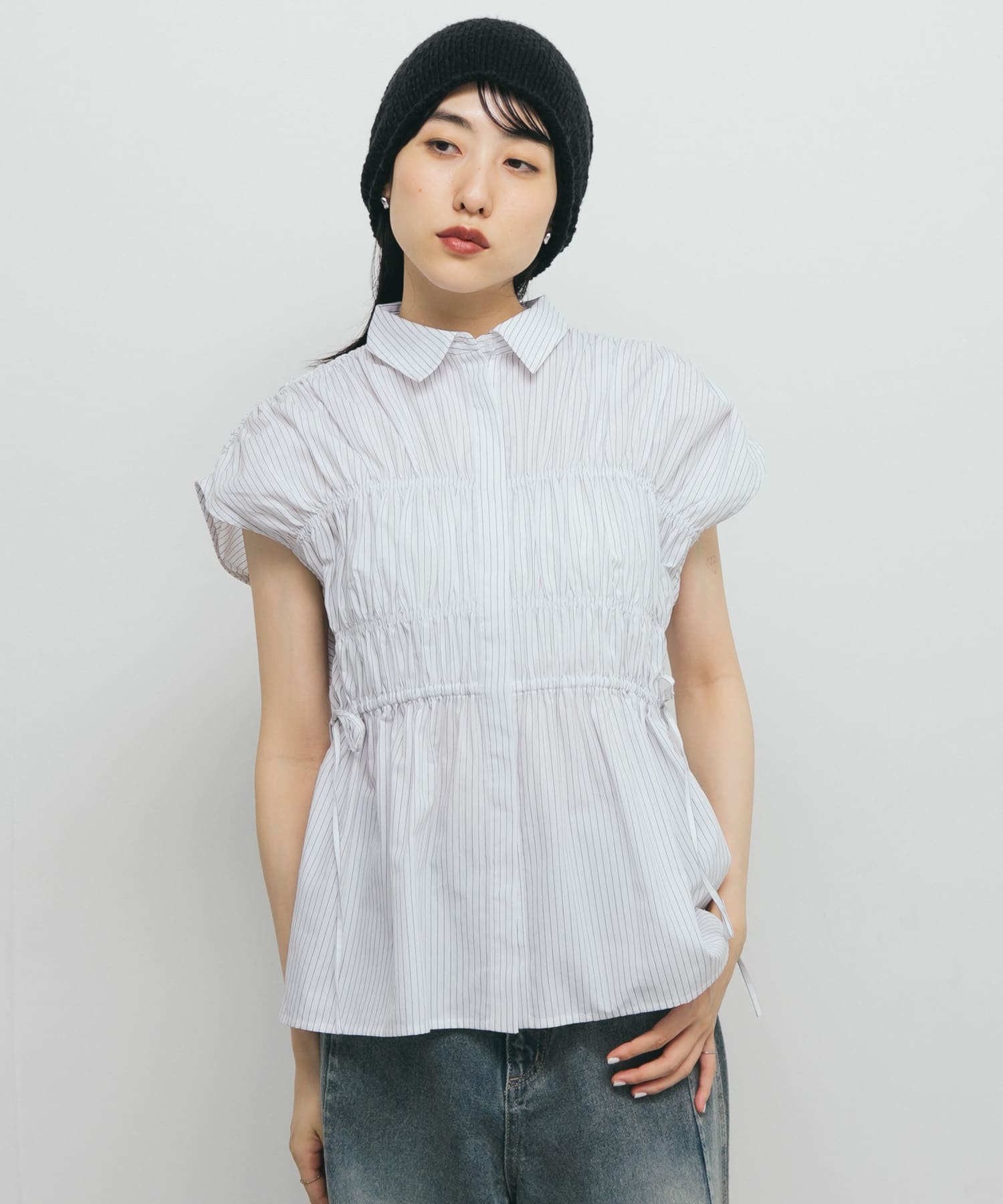 スリーブレスシャーリングブラウス