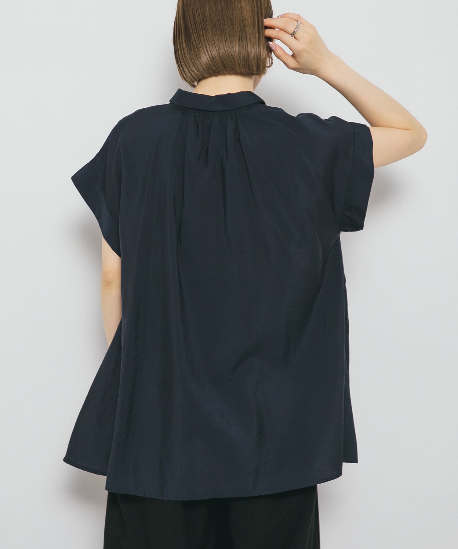 身長：153cm サイズ：one