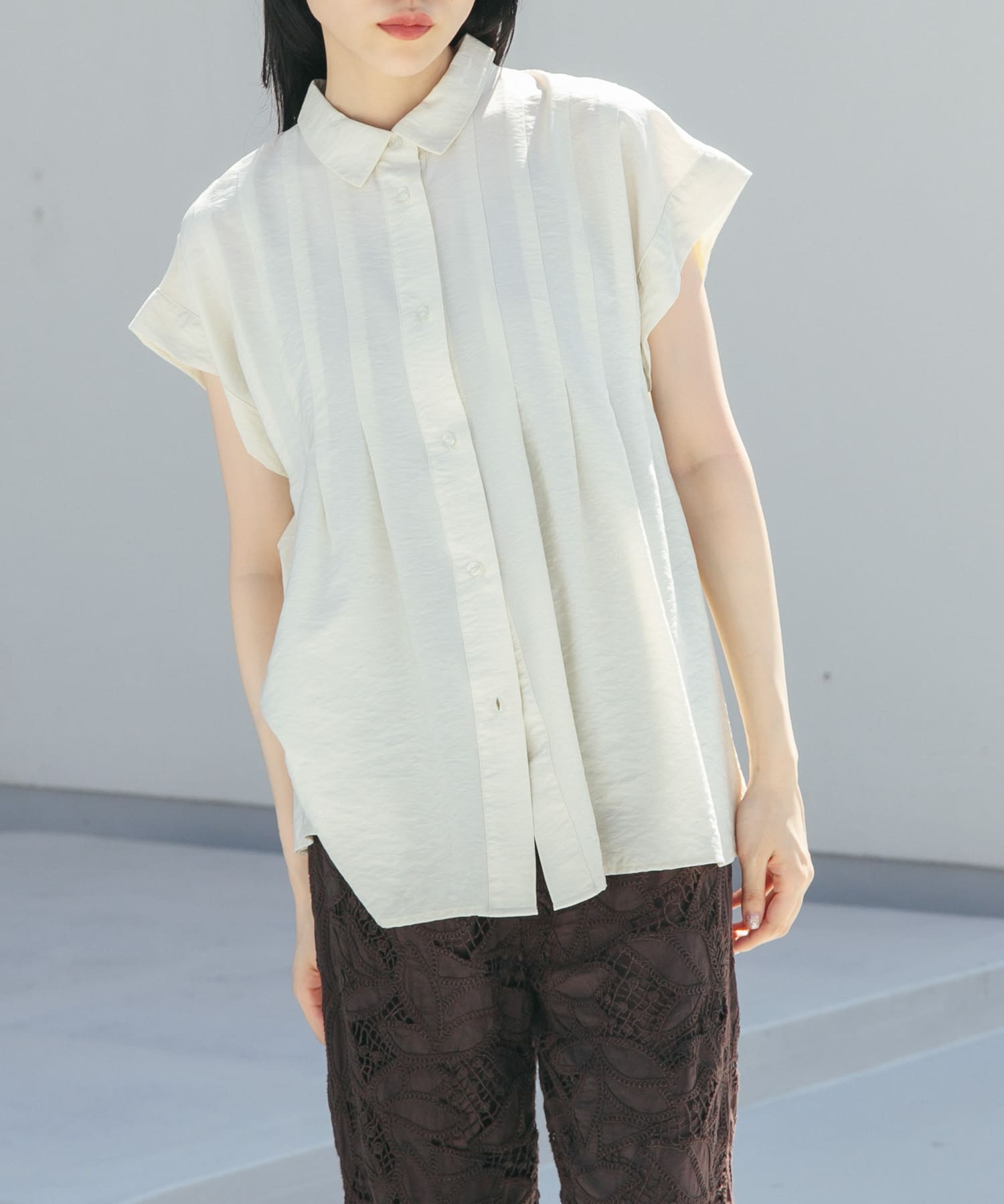 スリーブレスタックフレアブラウス