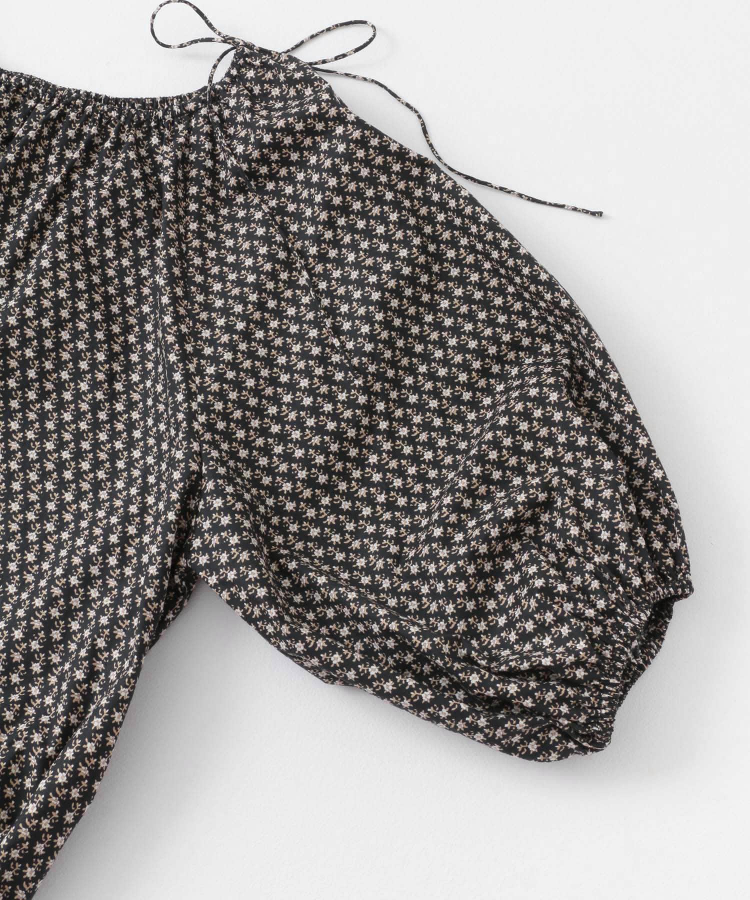 2WAYフラワープリントブラウス BLACK one