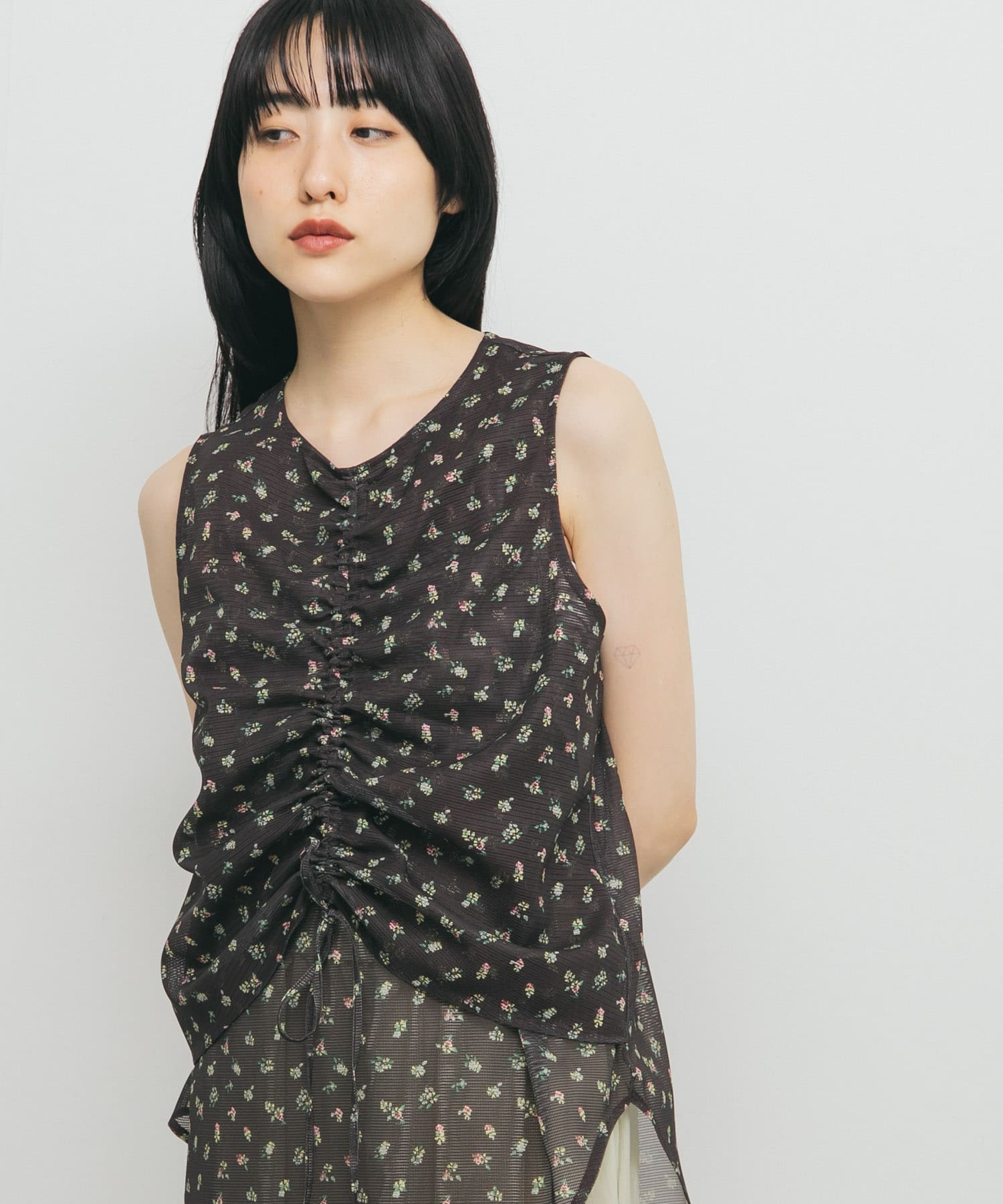 身長：160cm サイズ：one