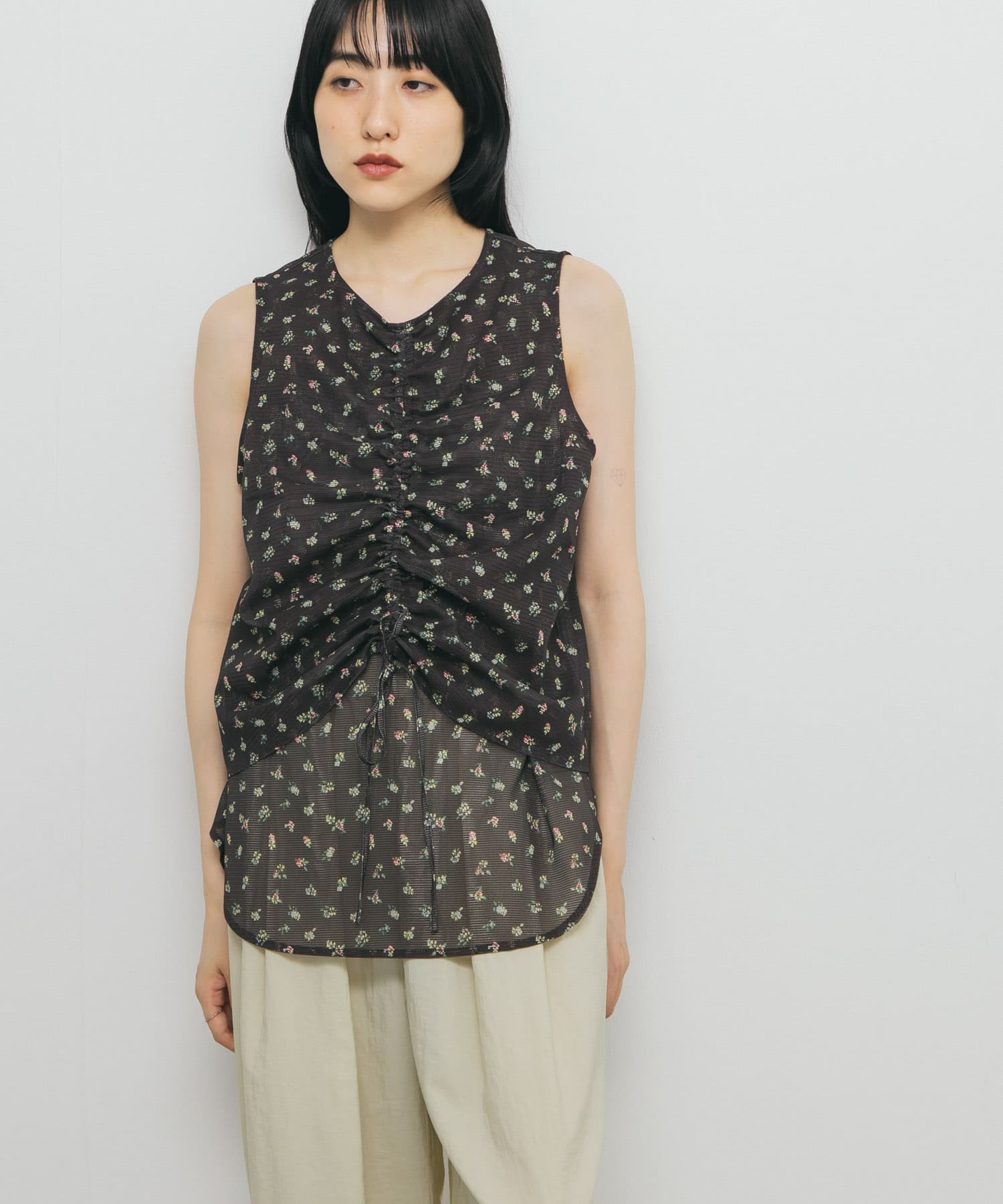 身長：160cm サイズ：one
